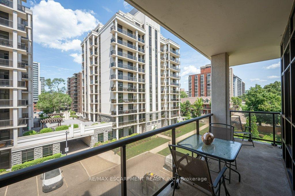 Photo 19 of Unit 302, 90 Charlton Avenue W, Hamilton, Durand — HOMEH