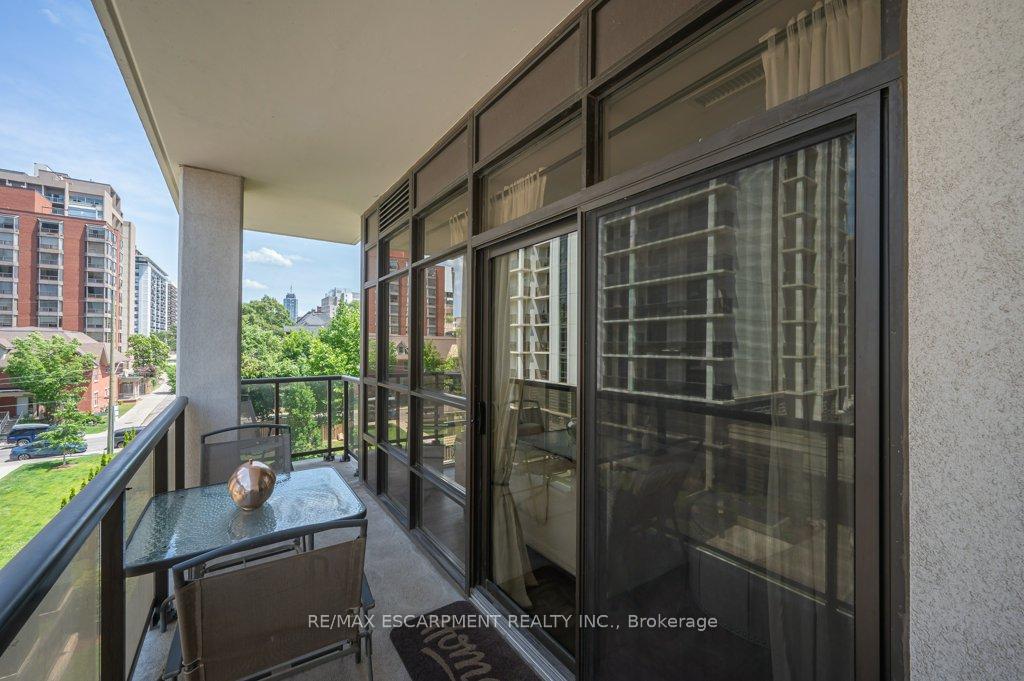 Photo 20 of Unit 302, 90 Charlton Avenue W, Hamilton, Durand — HOMEH
