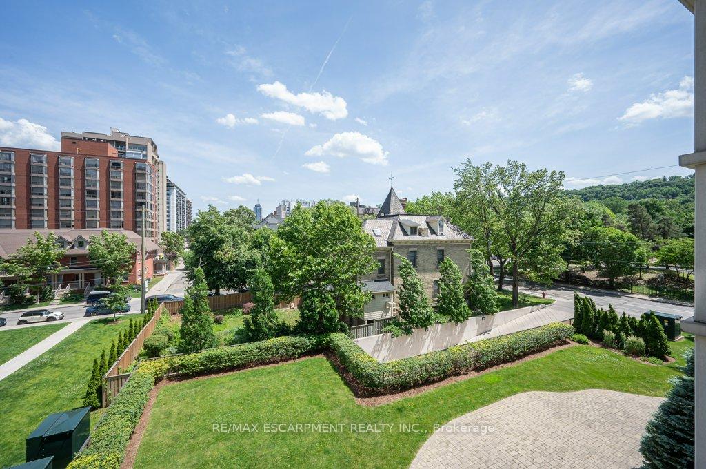 Photo 22 of Unit 302, 90 Charlton Avenue W, Hamilton, Durand — HOMEH
