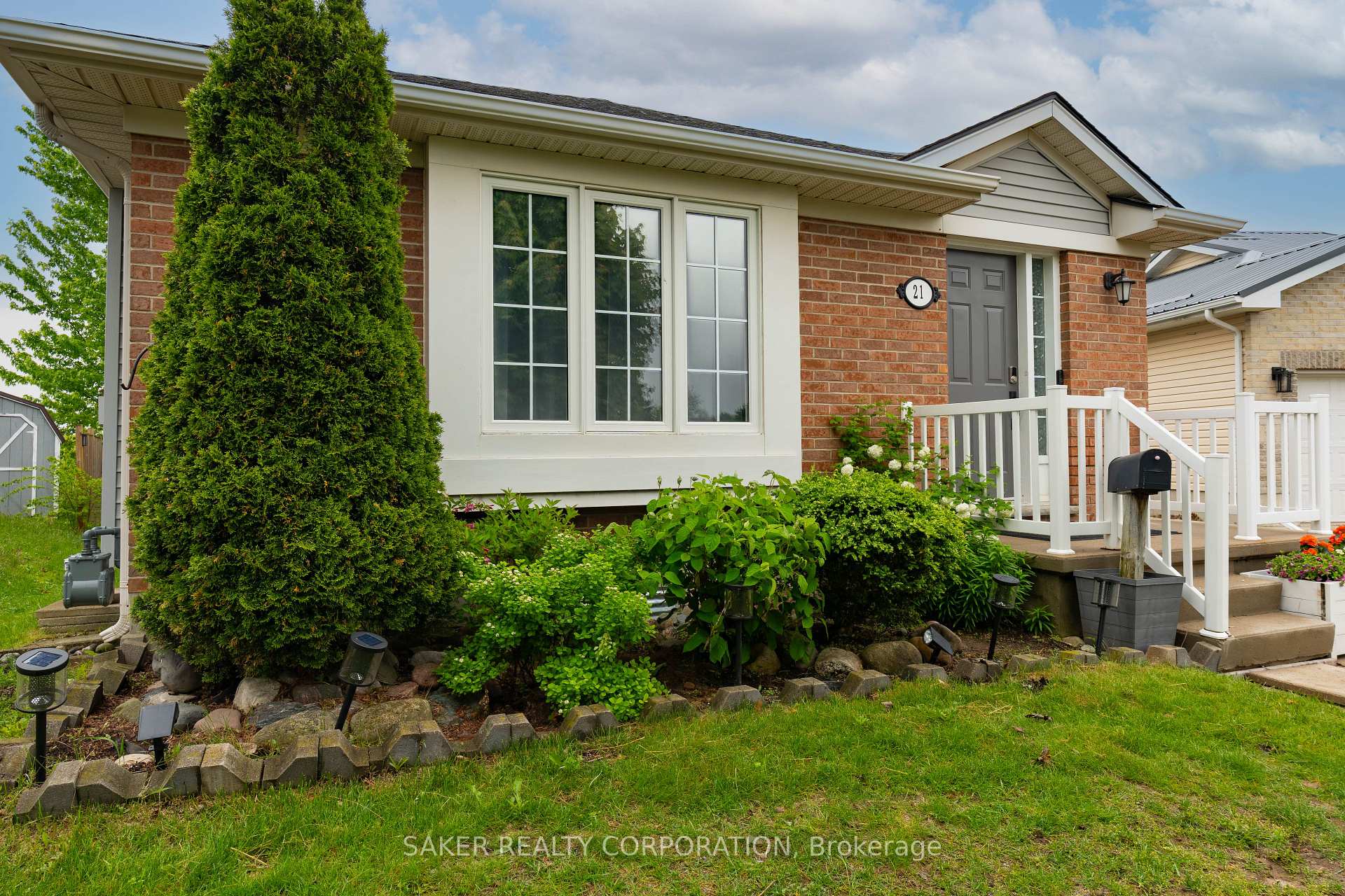 Photo 4 of 21 Erin Court, Aylmer — HOMEH