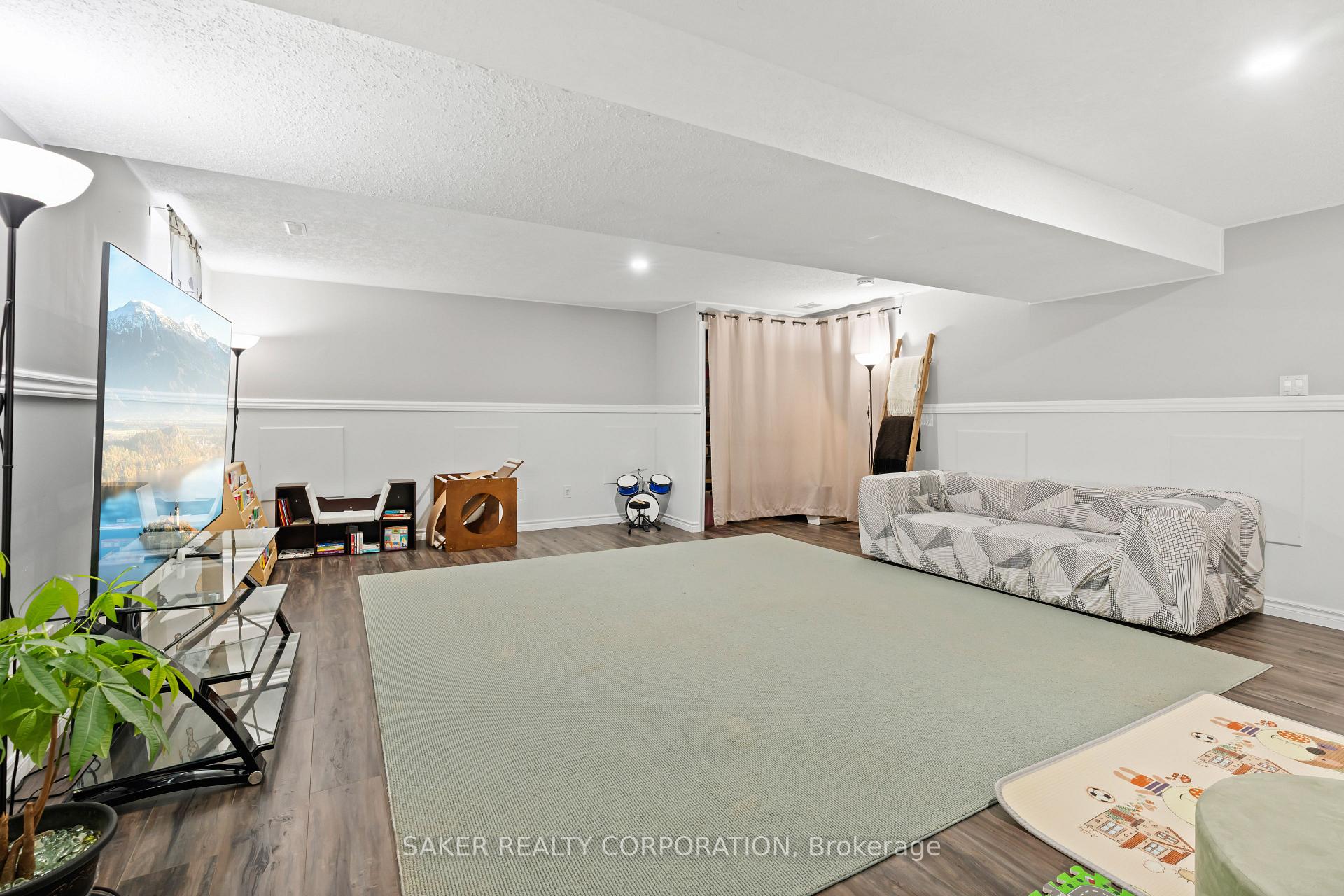 Photo 26 of 21 Erin Court, Aylmer — HOMEH