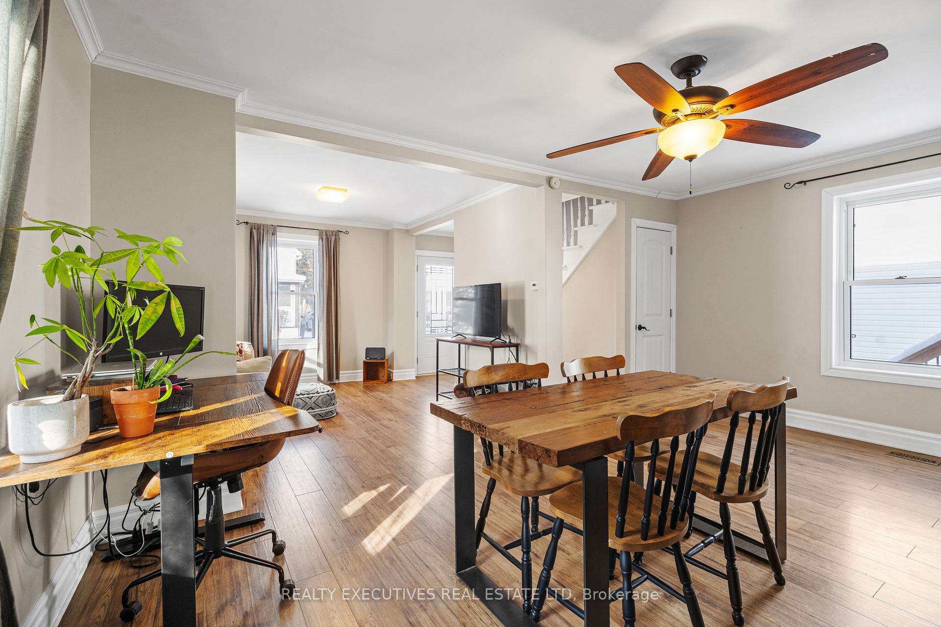 Photo 9 of 487 Clarence Street, North Dundas, Winchester — HOMEH
