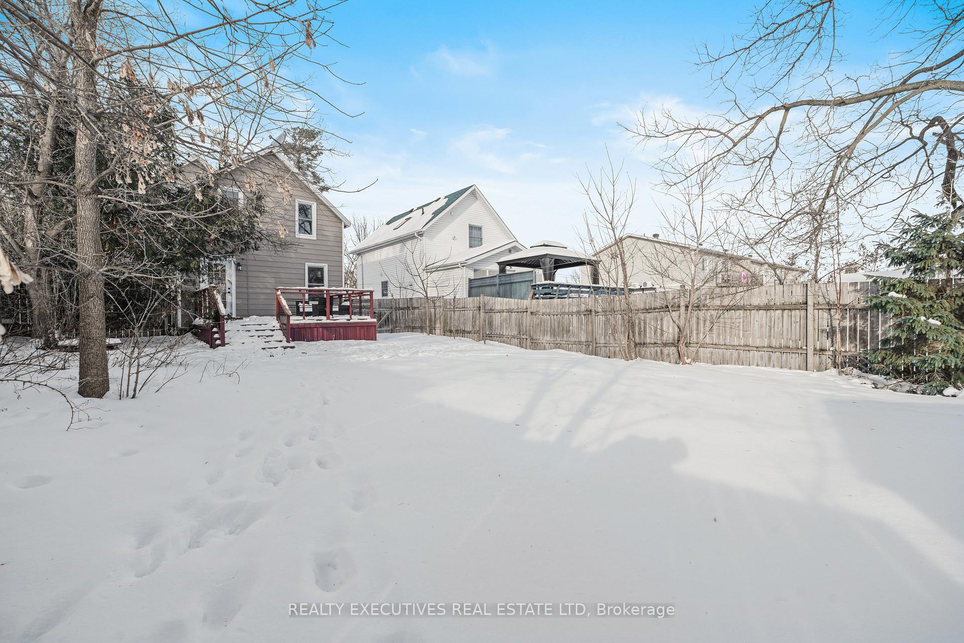 Photo 34 of 487 Clarence Street, North Dundas, Winchester — HOMEH