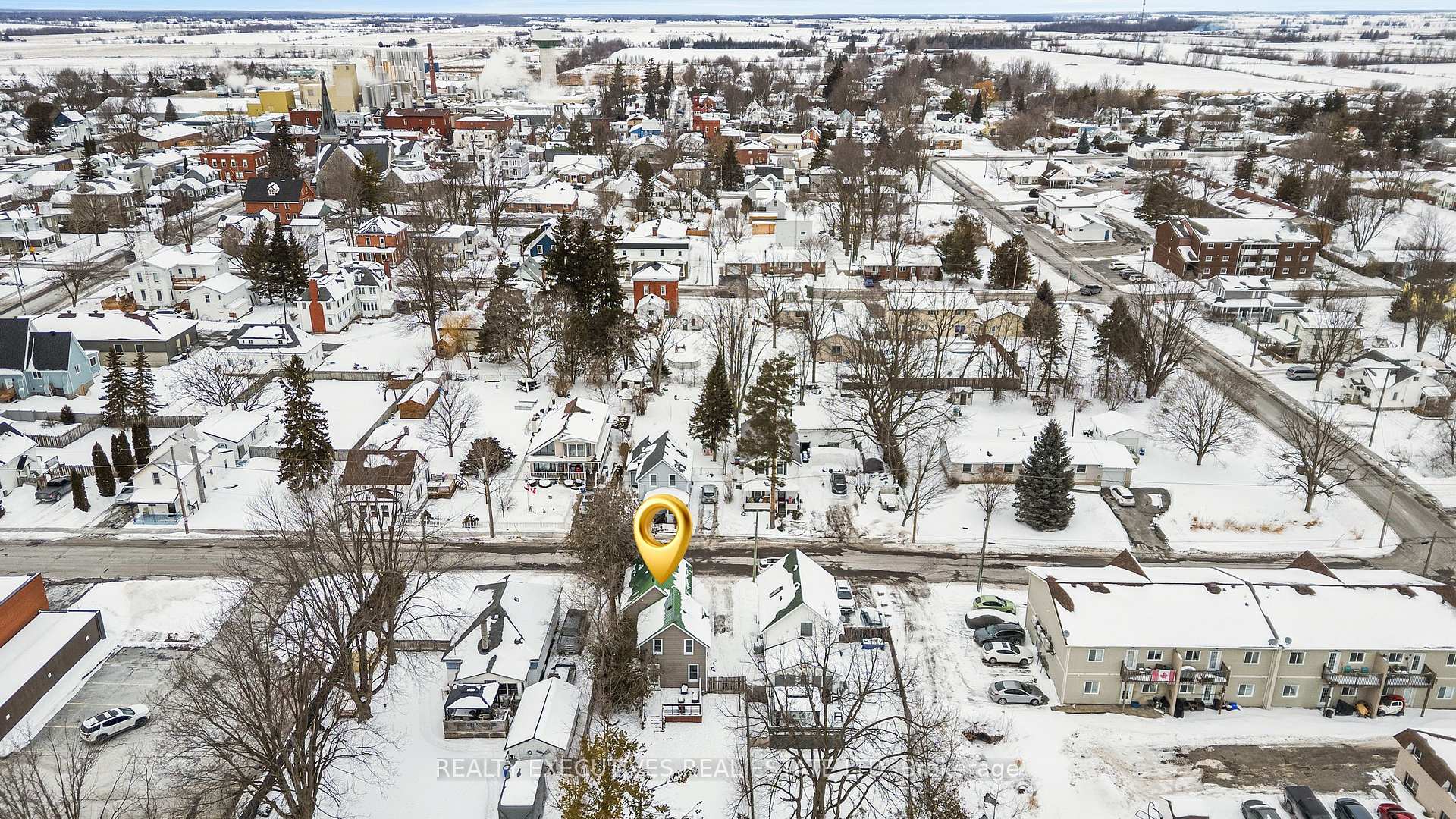 Photo 42 of 487 Clarence Street, North Dundas, Winchester — HOMEH