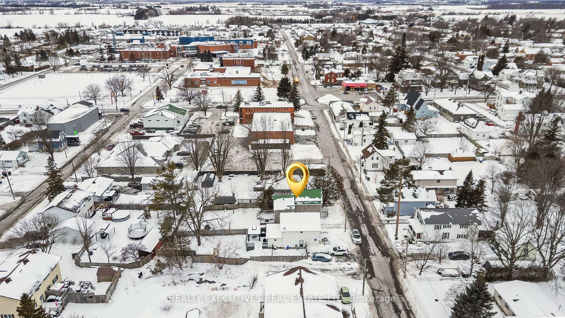 Photo 43 of 487 Clarence Street, North Dundas, Winchester — HOMEH