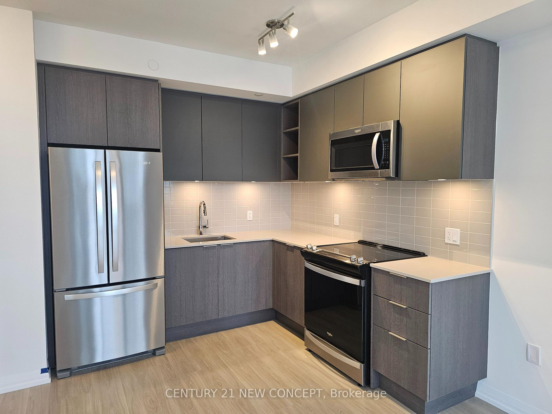 Front of Unit 2315, 50 Dunfield Avenue