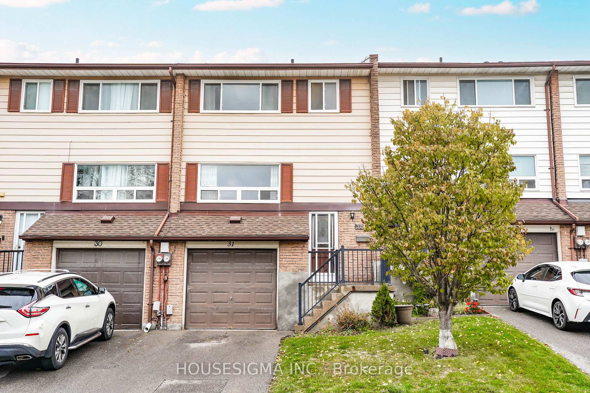 Photo 1 of Unit 31, 321 Blackthorn Street, Oshawa, Eastdale — HOMEH