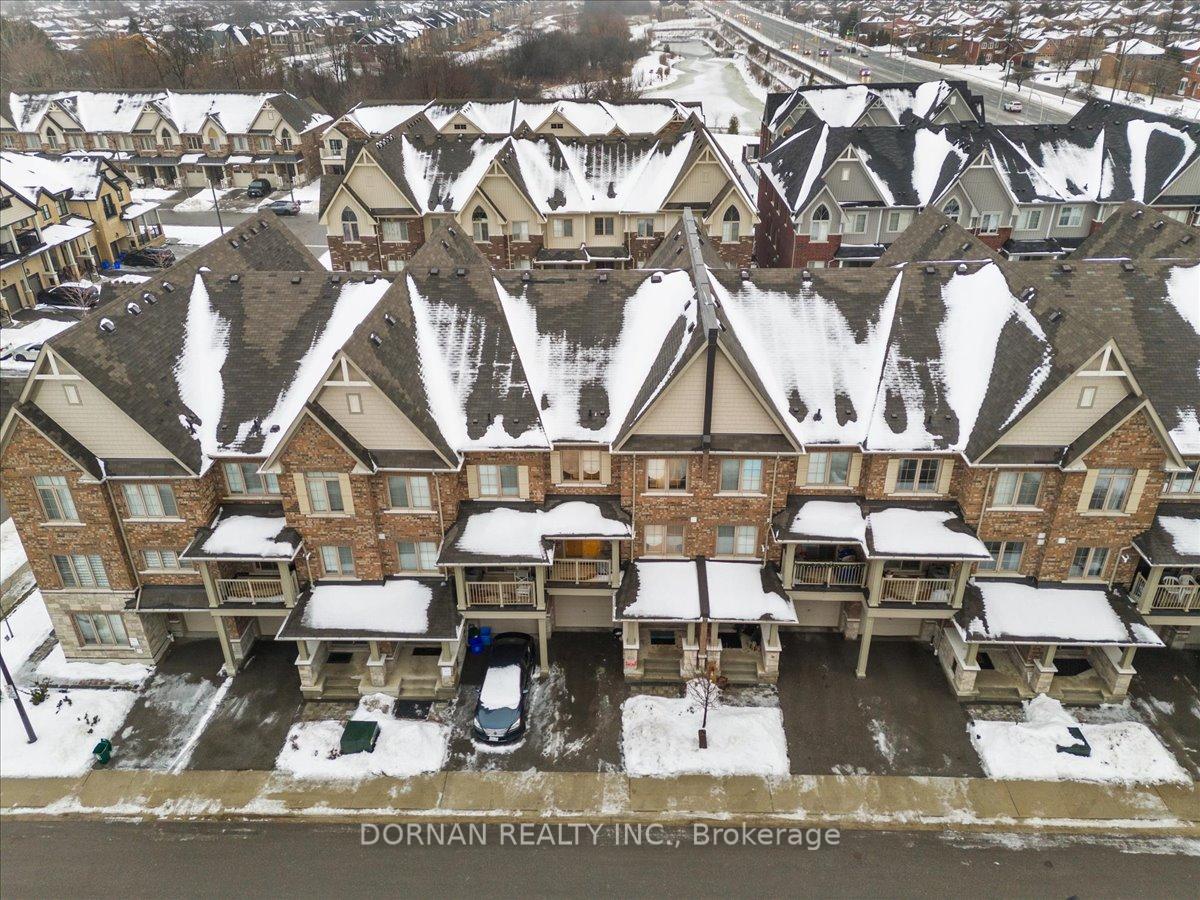 Photo 29 of 37 Mappin Way, Whitby, Rolling Acres — HOMEH