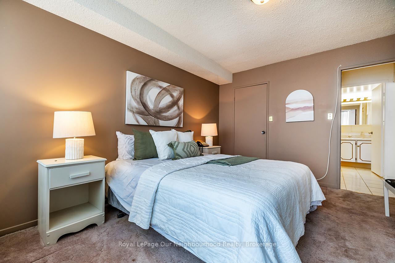 Photo 7 of Unit ph9, 55 William Street, Oshawa, O'Neill — HOMEH