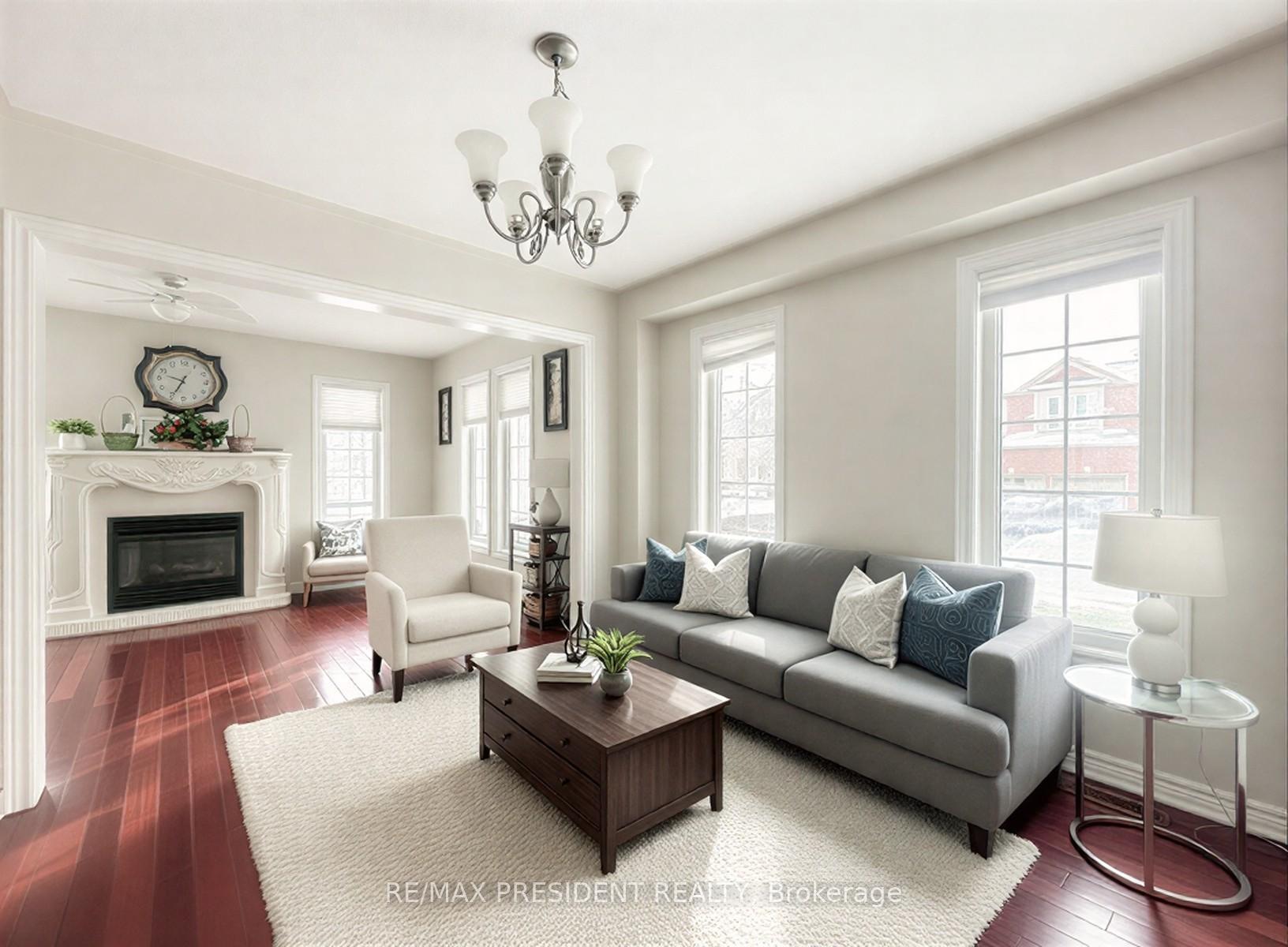 Photo 6 of 41 Fallstar Crescent, Brampton, Fletcher's Meadow — HOMEH