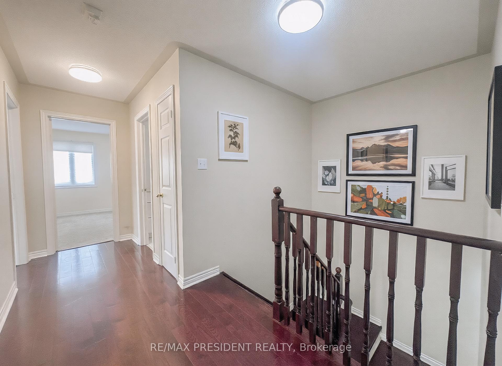 Photo 13 of 41 Fallstar Crescent, Brampton, Fletcher's Meadow — HOMEH