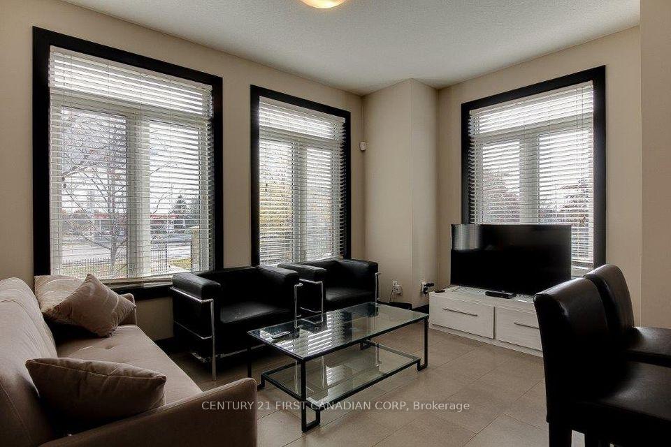 Photo 4 of Unit 38, 112 North Centre Road, London, North B — HOMEH