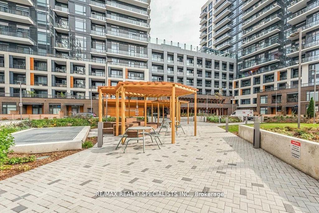 Photo 3 of Unit 202, 8 Beverly Glen Boulevard, Vaughan, Beverley Glen — HOMEH