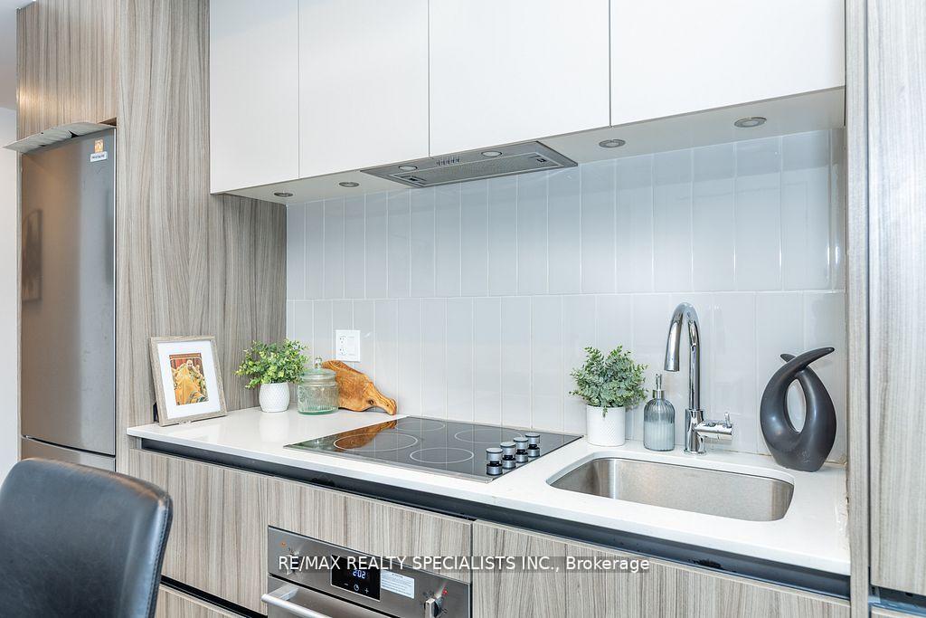 Photo 18 of Unit 202, 8 Beverly Glen Boulevard, Vaughan, Beverley Glen — HOMEH