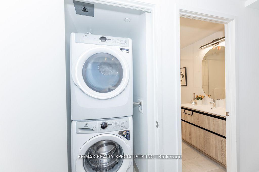 Photo 34 of Unit 202, 8 Beverly Glen Boulevard, Vaughan, Beverley Glen — HOMEH
