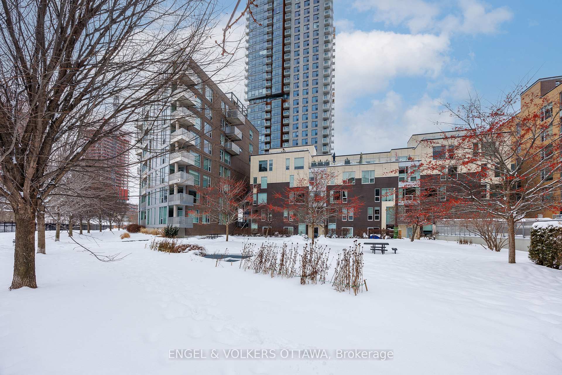 Photo 5 of Unit 802, 300C Lett Street, Ottawa, West Centre Town — HOMEH