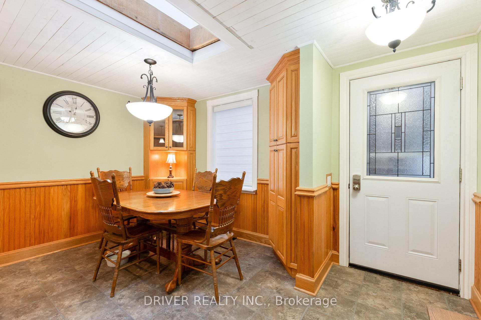 Photo 10 of 12 South Street E, Aylmer — HOMEH