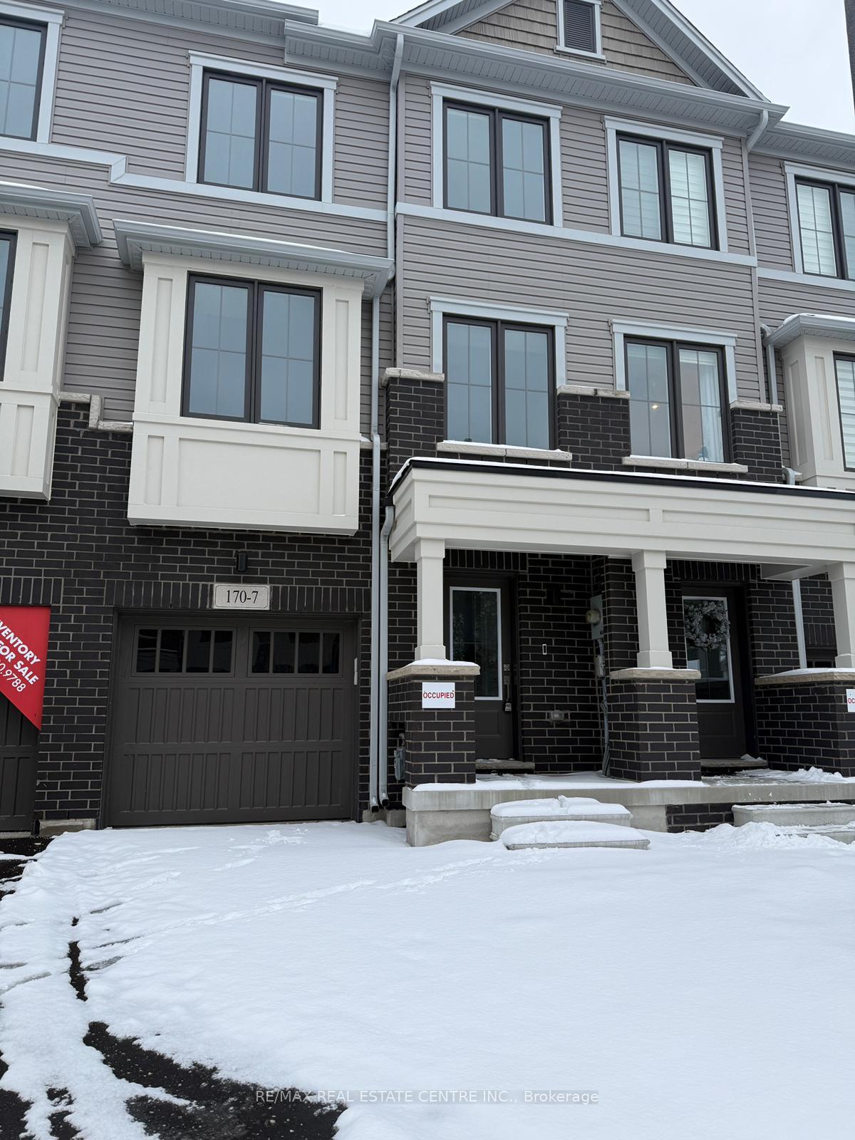 Front of Unit 15, 170 Attwater Drive