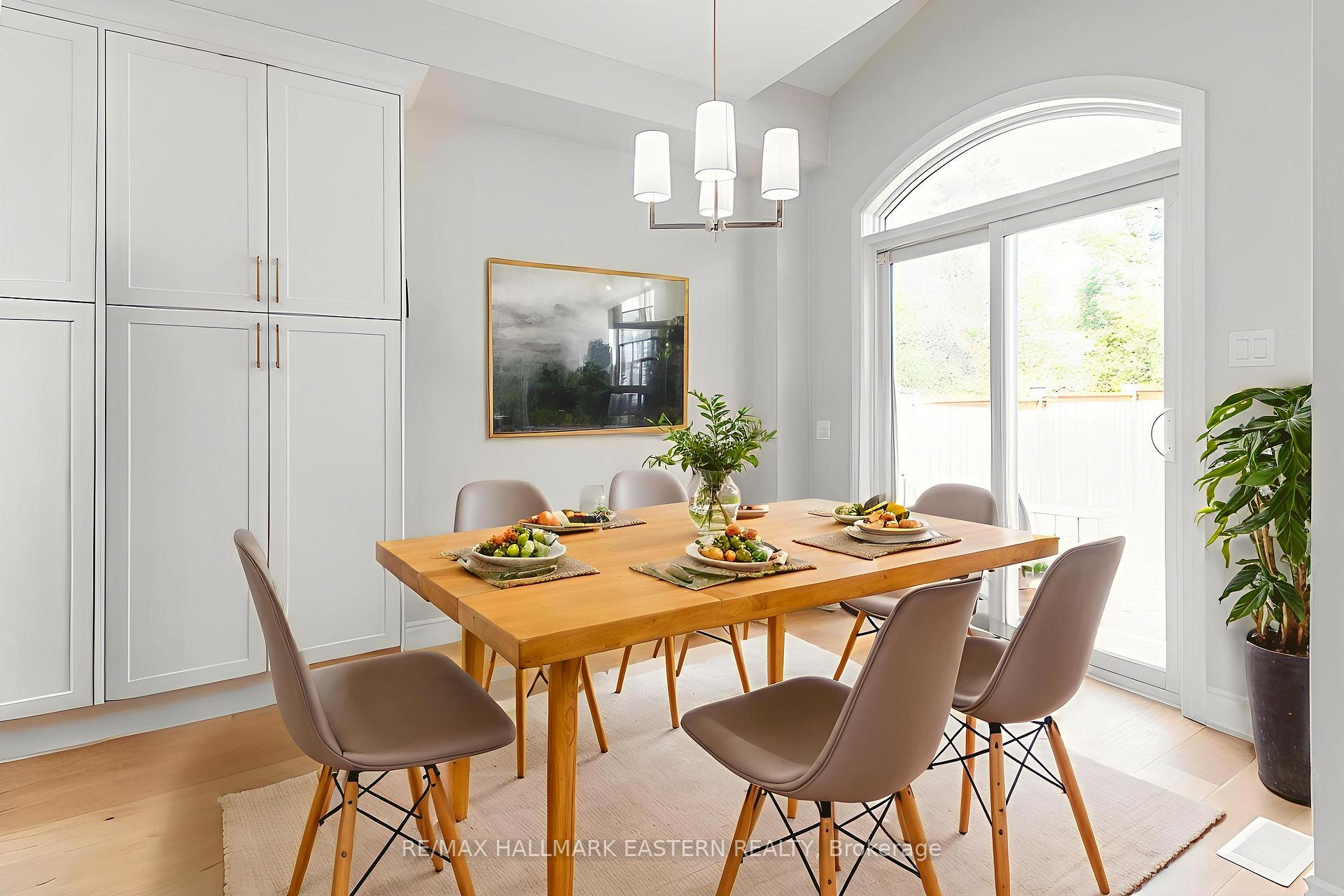 Photo 5 of 34 Coldbrook Drive, Cavan Monaghan, Cavan Twp — HOMEH