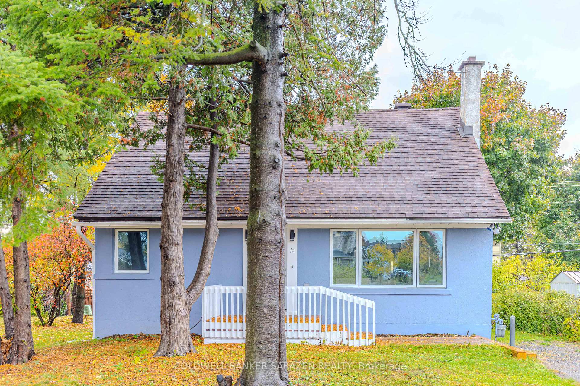 Photo 2 of 10 Argue Drive, Ottawa, Borden Farm/Stewart Farm/Carleton Heights/Parkwood Hills — HOMEH