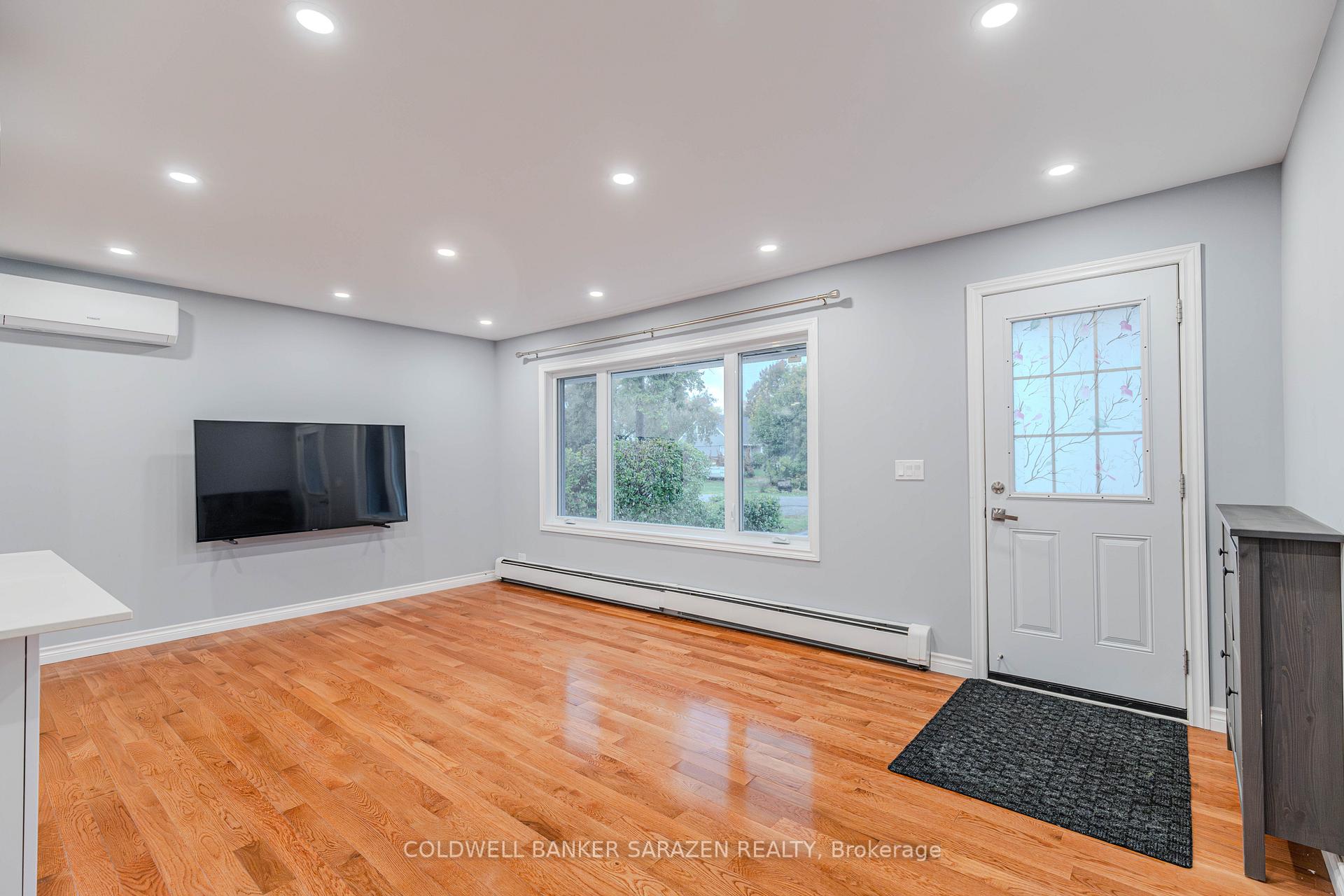 Photo 5 of 10 Argue Drive, Ottawa, Borden Farm/Stewart Farm/Carleton Heights/Parkwood Hills — HOMEH