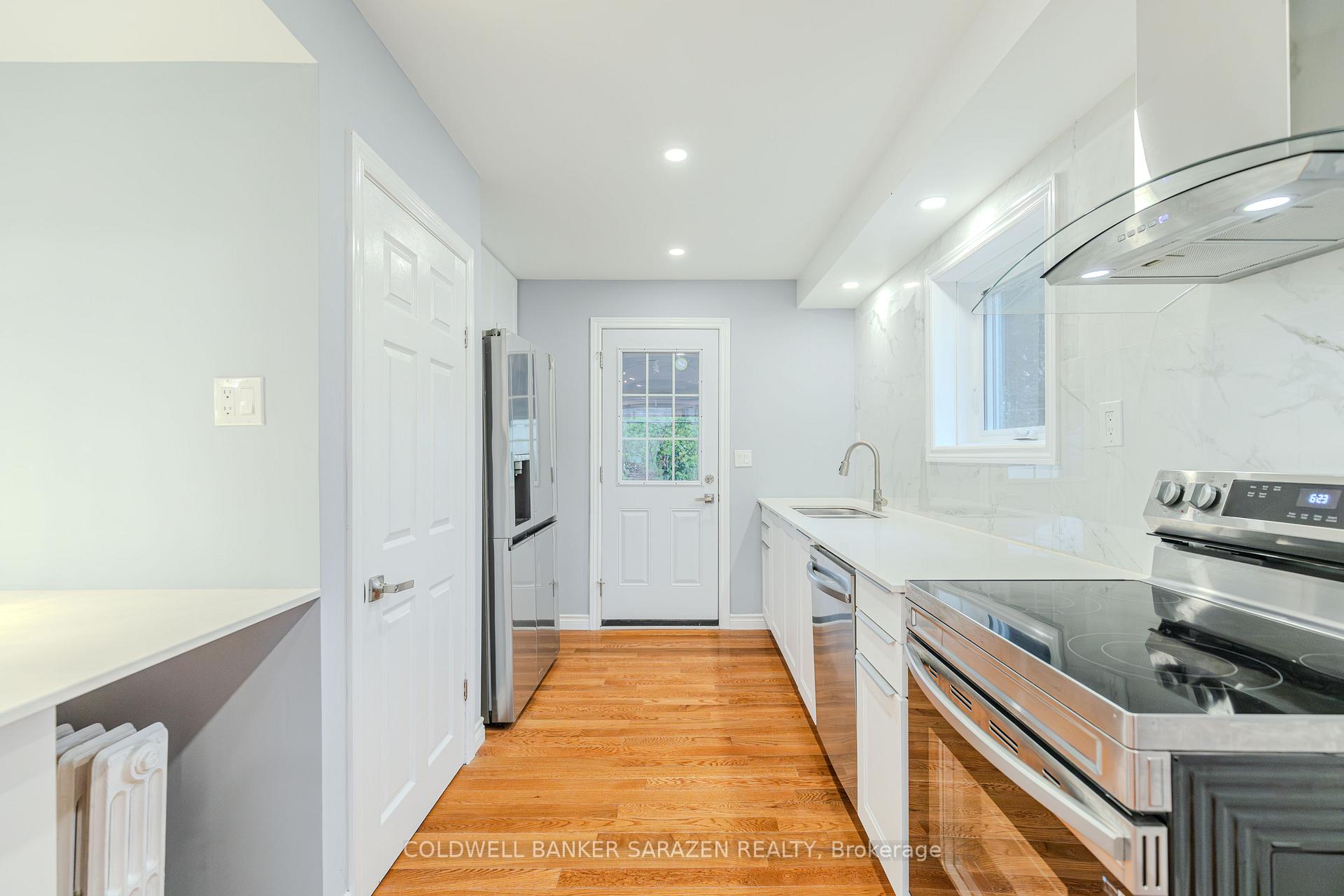 Photo 12 of 10 Argue Drive, Ottawa, Borden Farm/Stewart Farm/Carleton Heights/Parkwood Hills — HOMEH