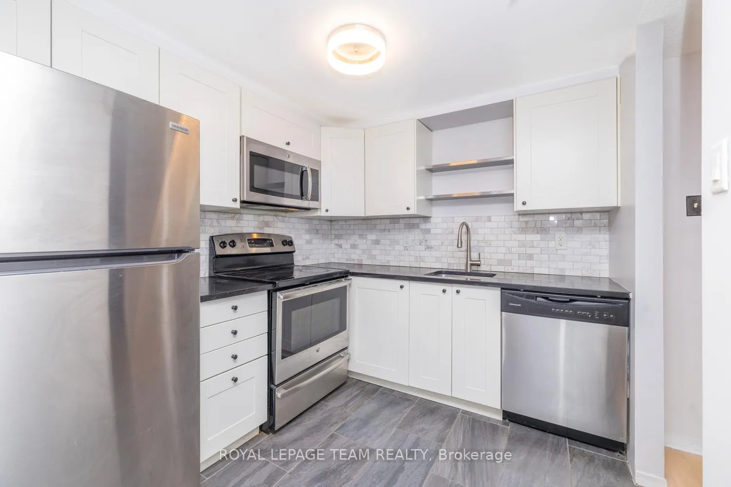 Photo 6 of Unit 503, 420 Lewis Street, Ottawa, Ottawa Centre — HOMEH