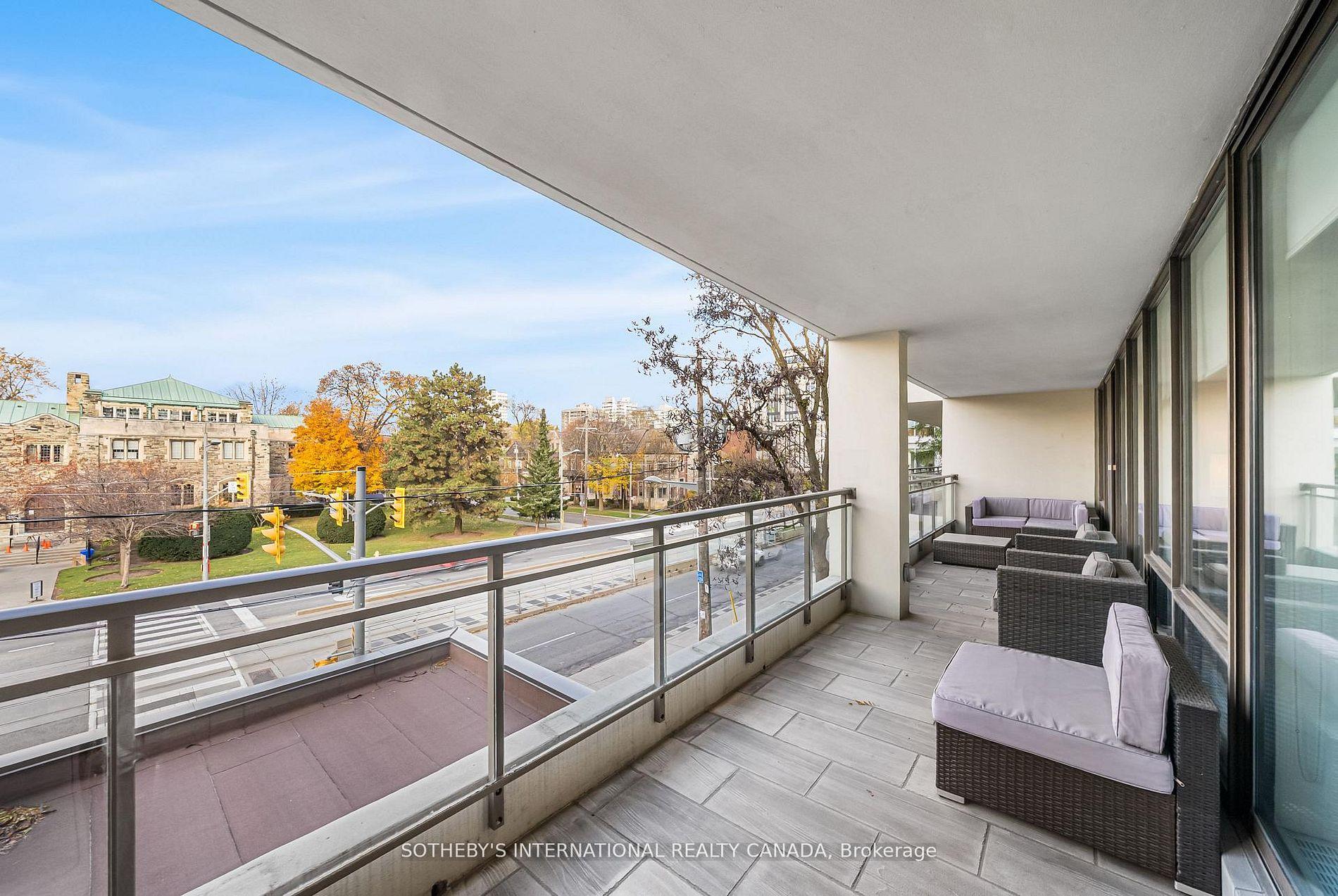 Photo 31 of Unit 301, 235 St Clair Avenue W, Toronto, Casa Loma — HOMEH