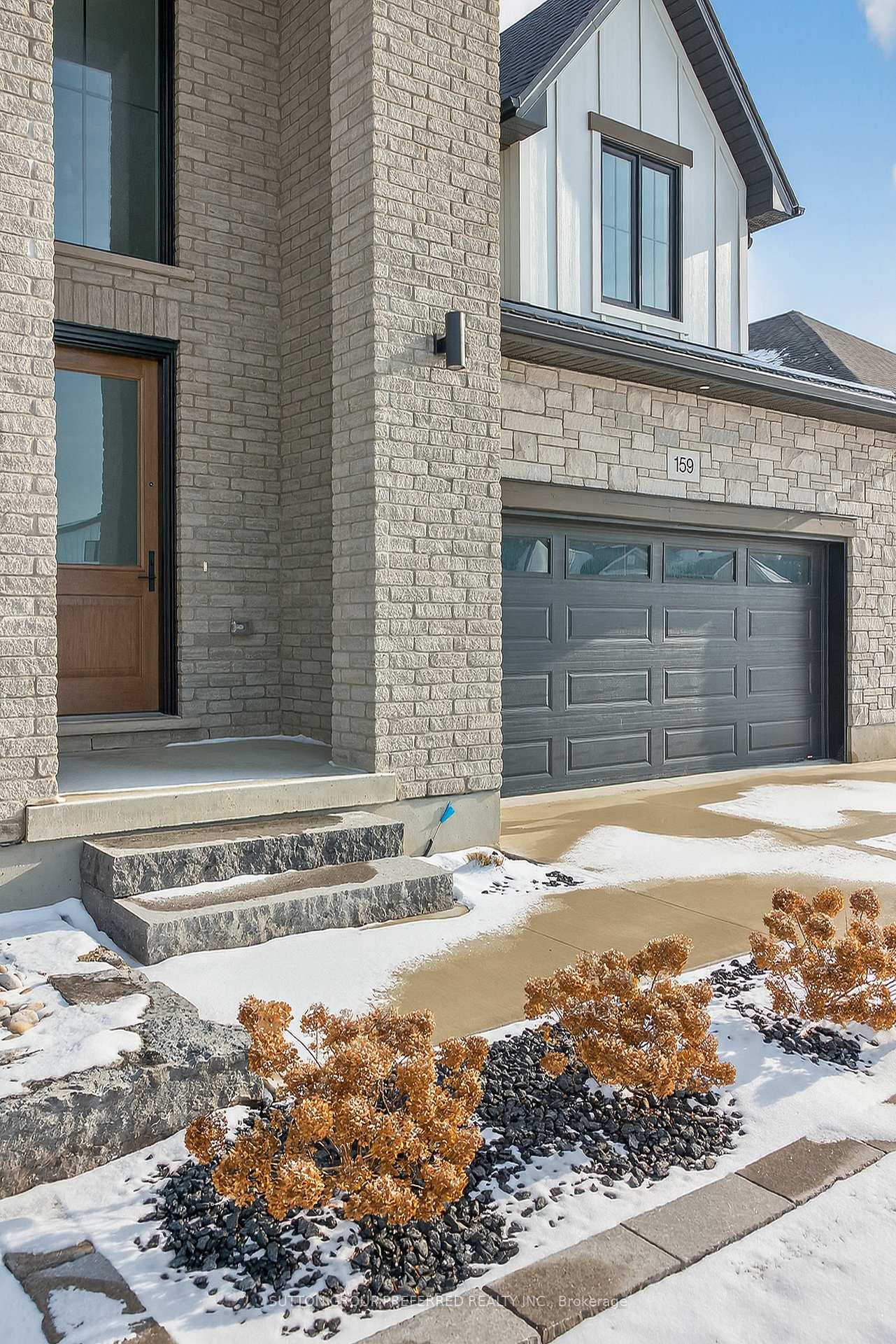 Photo 6 of 159 Renaissance Drive, St. Thomas — HOMEH