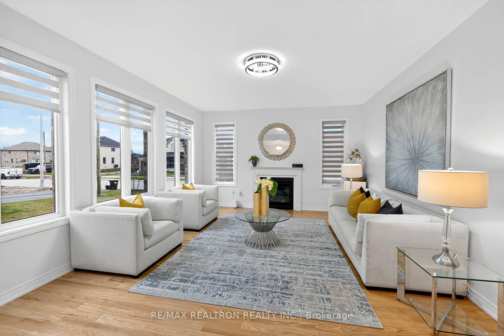 Photo 11 of 40 Wakefield Boulevard, Essa, Angus — HOMEH