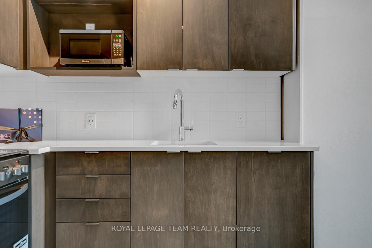Photo 7 of Unit 308, 360 Deschatelets Avenue, Ottawa, Ottawa East — HOMEH