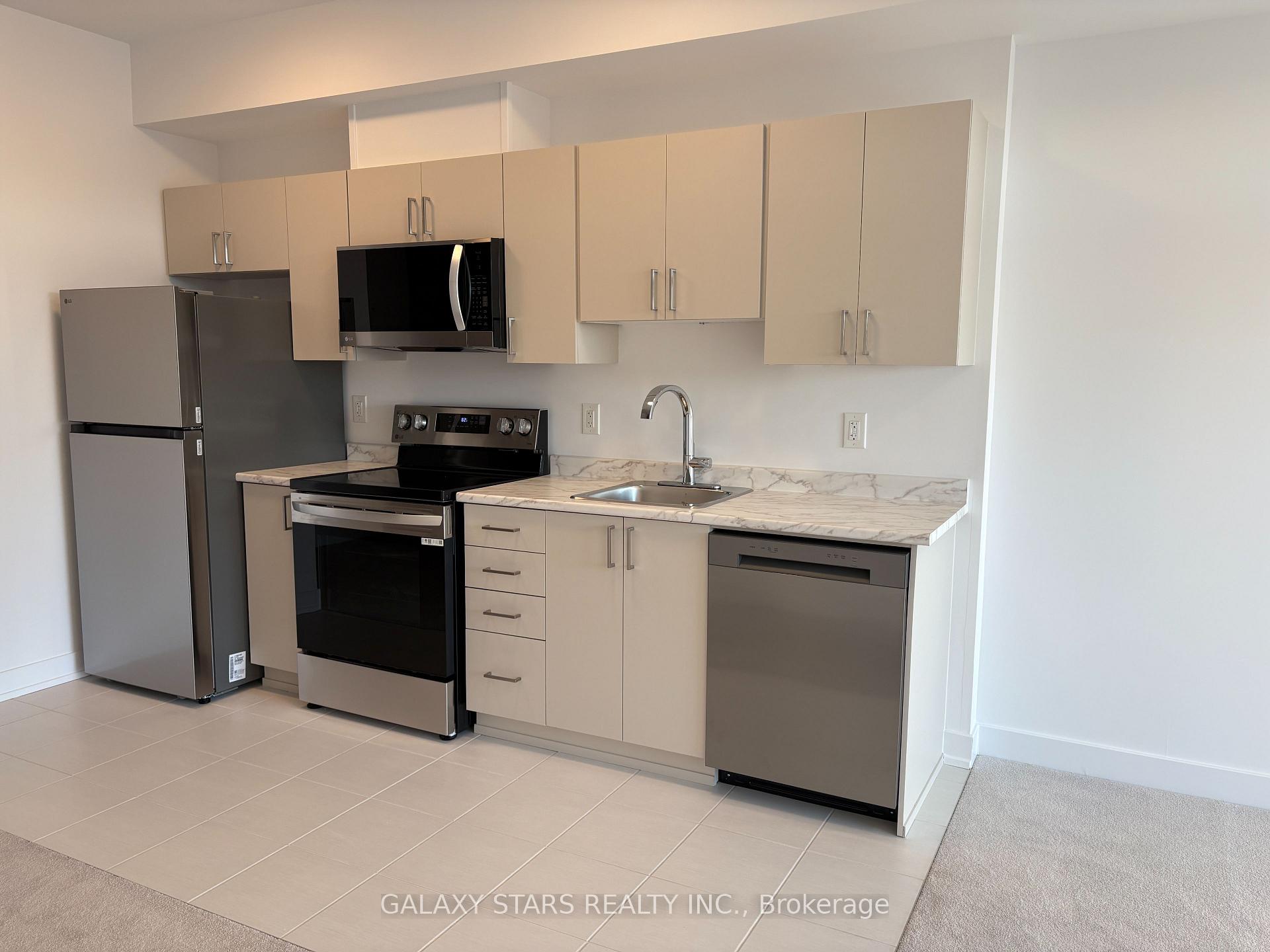 Photo 2 of Unit 305, 1401 Silhouette Private, Ottawa, Barrhaven - Cedargrove/Fraserdale — HOMEH