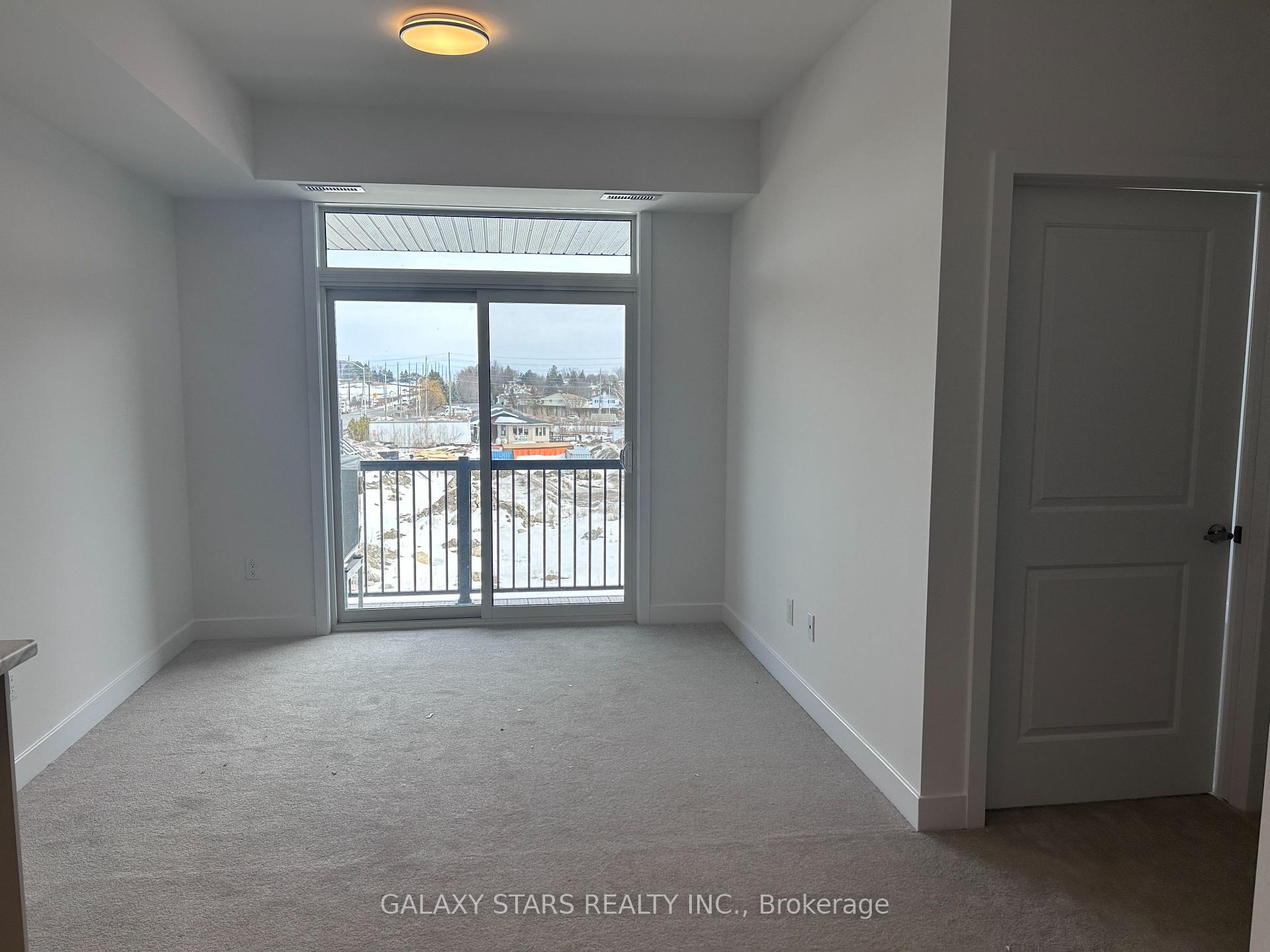Photo 5 of Unit 305, 1401 Silhouette Private, Ottawa, Barrhaven - Cedargrove/Fraserdale — HOMEH