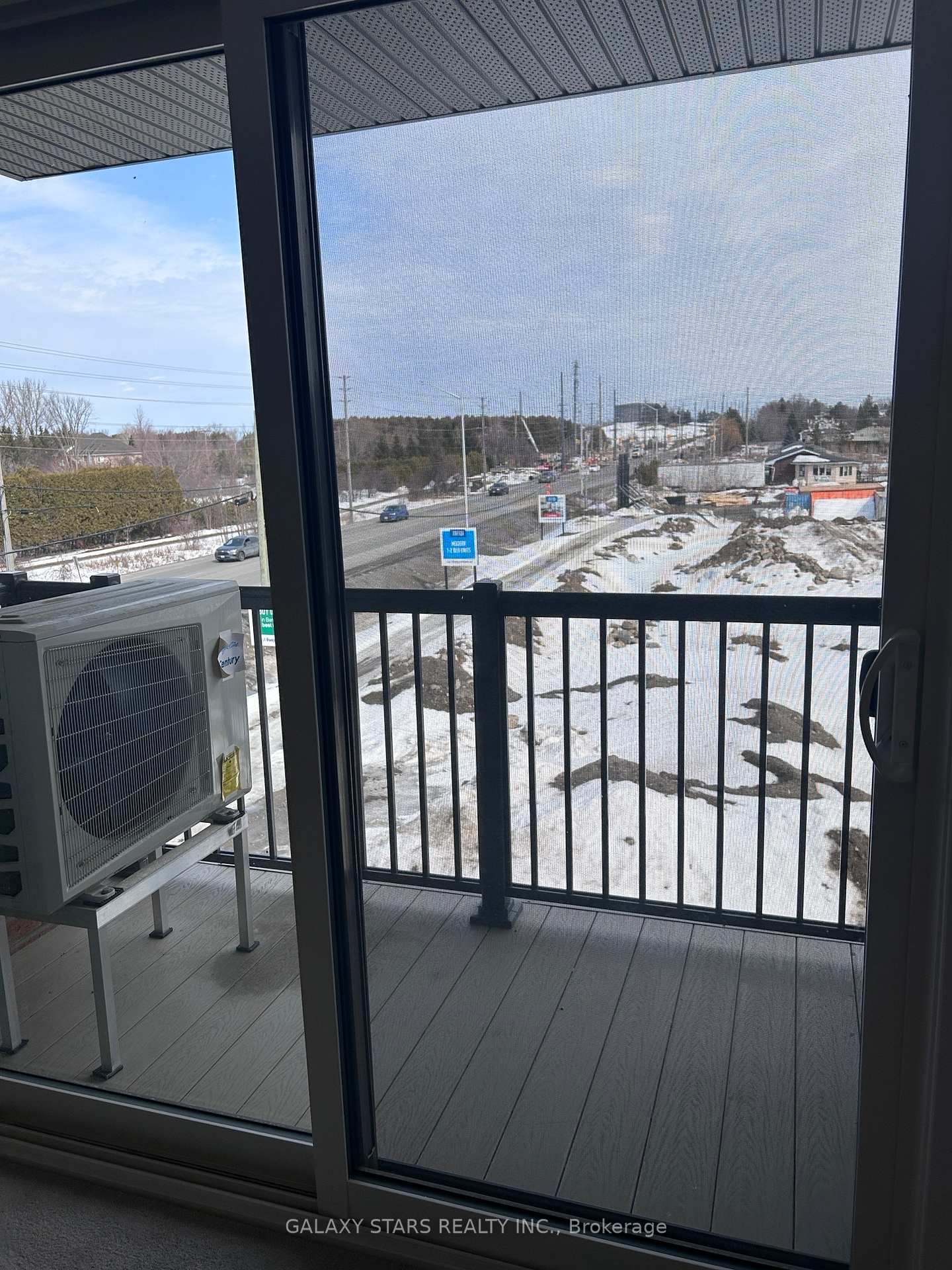 Photo 6 of Unit 305, 1401 Silhouette Private, Ottawa, Barrhaven - Cedargrove/Fraserdale — HOMEH