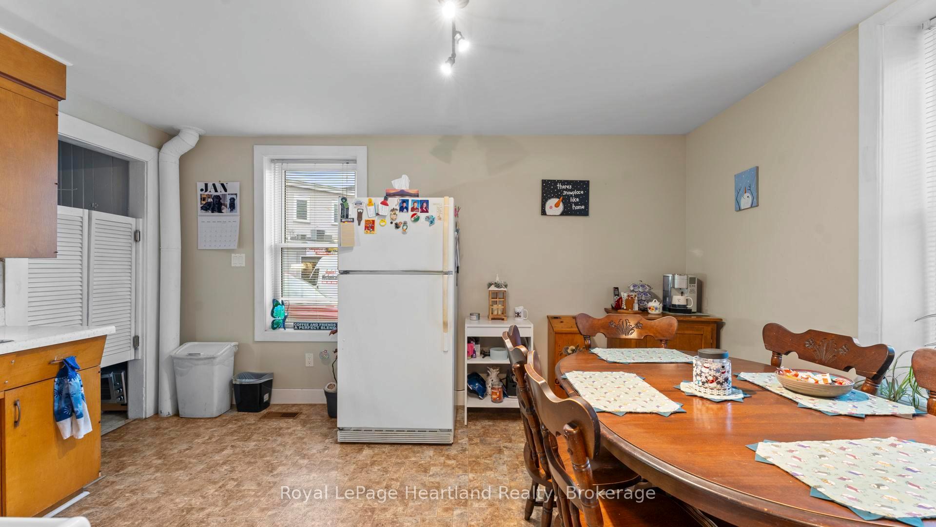 Photo 7 of 54 St David Street, Goderich, Goderich (Town) — HOMEH