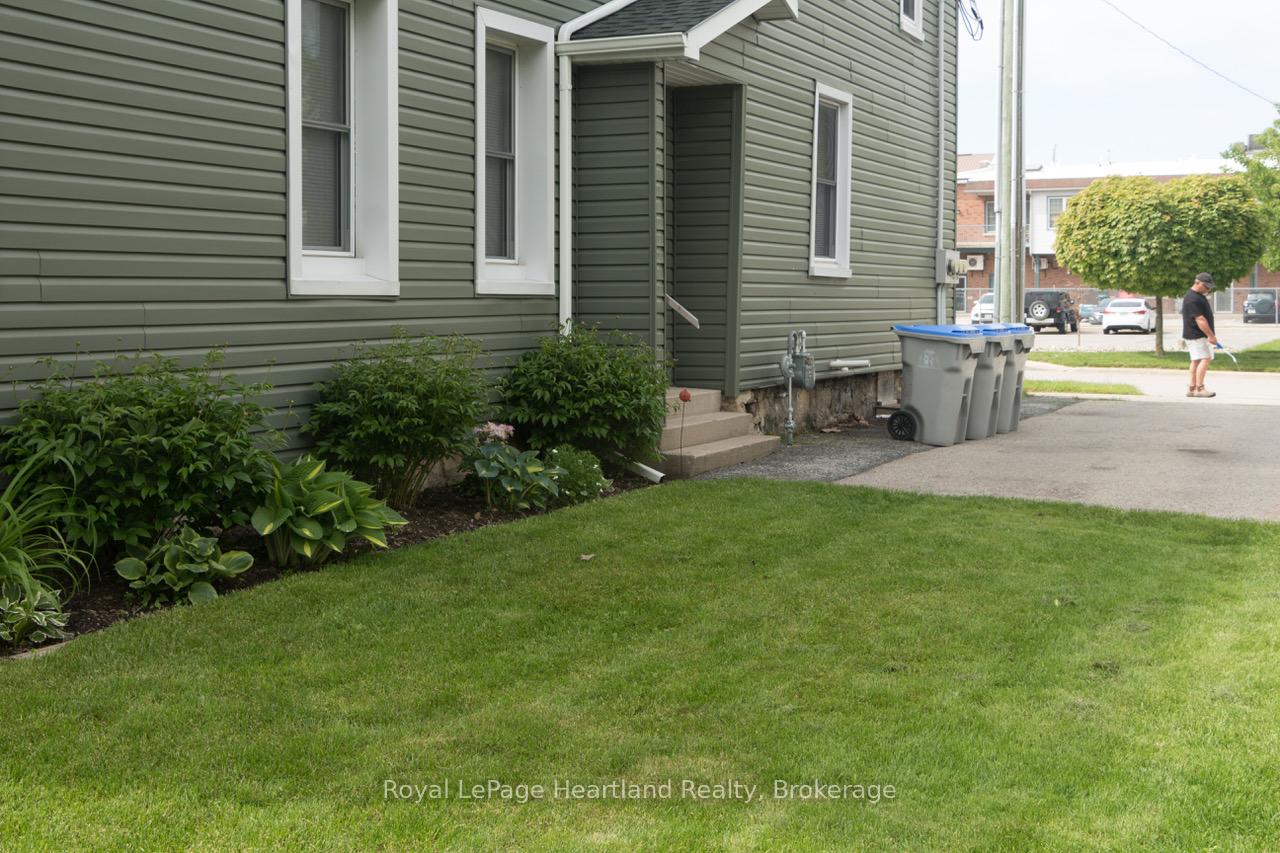 Photo 30 of 54 St David Street, Goderich, Goderich (Town) — HOMEH