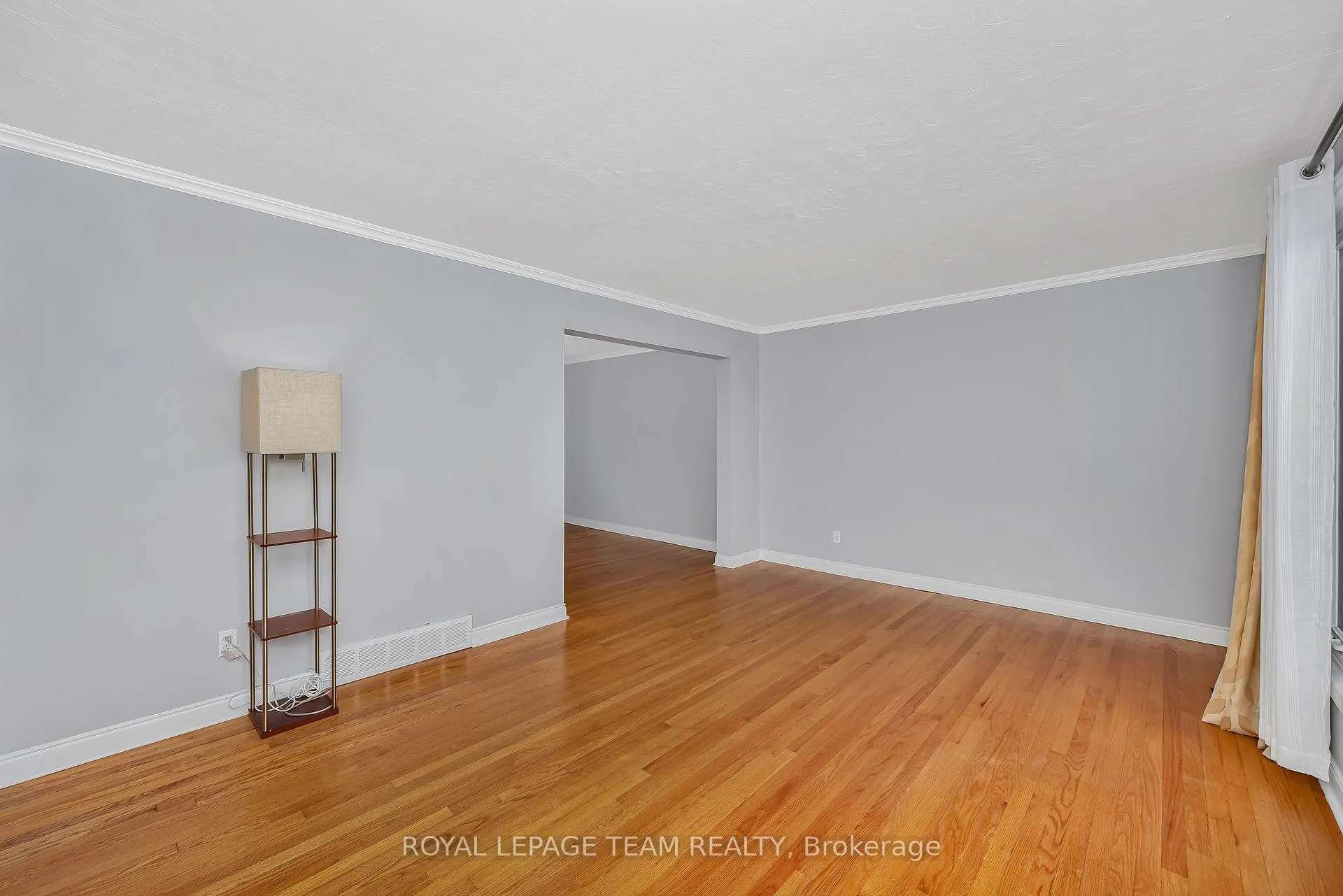 Photo 9 of 345 Poulin Avenue, Ottawa, Britannia — HOMEH