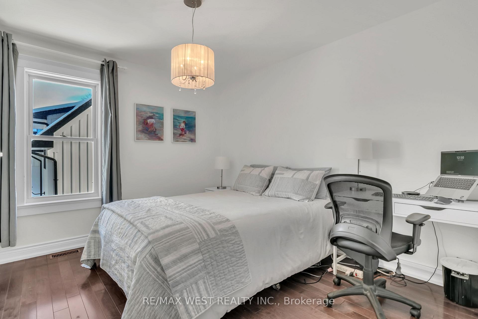 Photo 15 of 53 Metcalfe Street, Aurora, Aurora Village — HOMEH