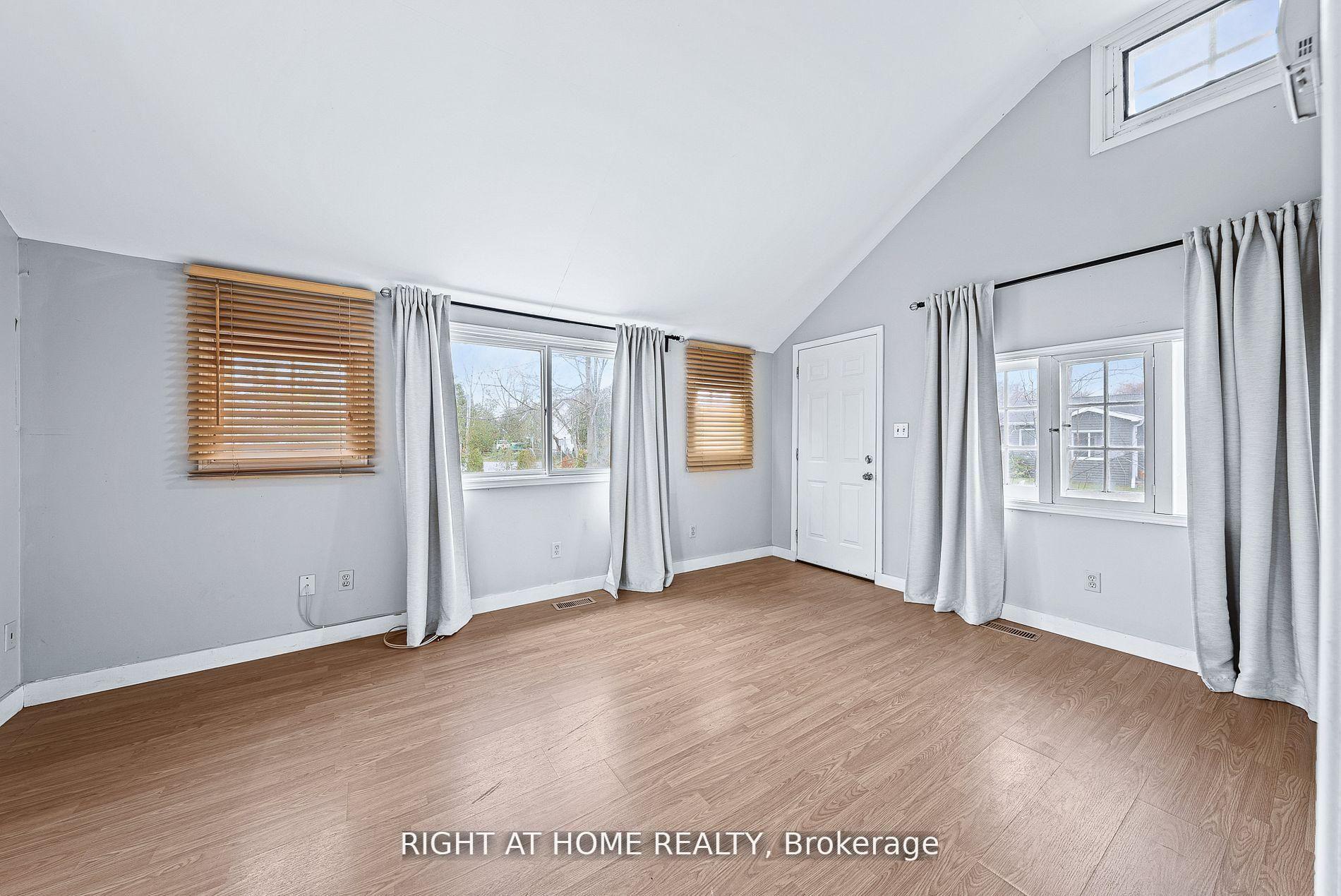 Photo 7 of 685 Reid Street, Innisfil, Alcona — HOMEH