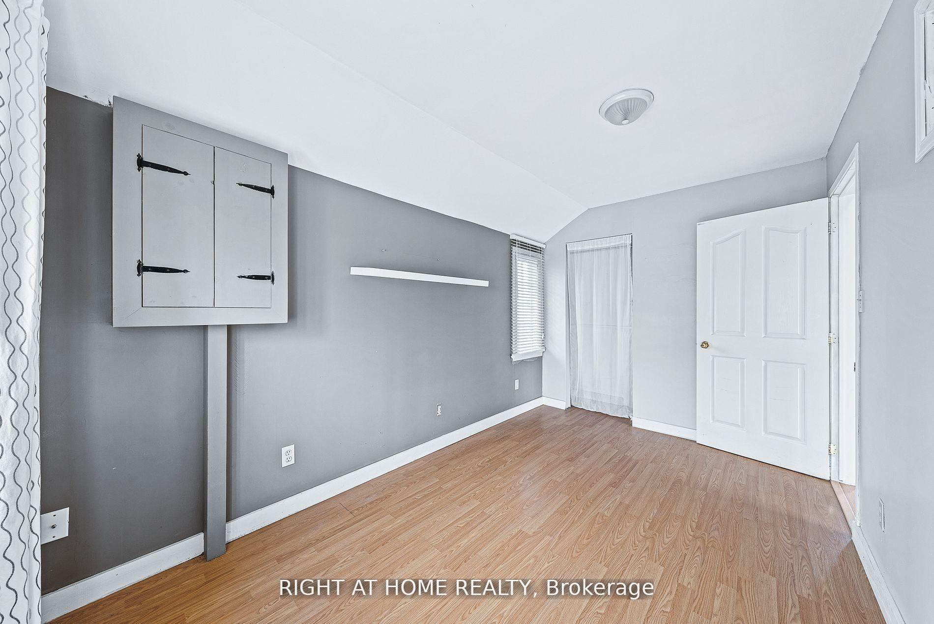 Photo 8 of 685 Reid Street, Innisfil, Alcona — HOMEH
