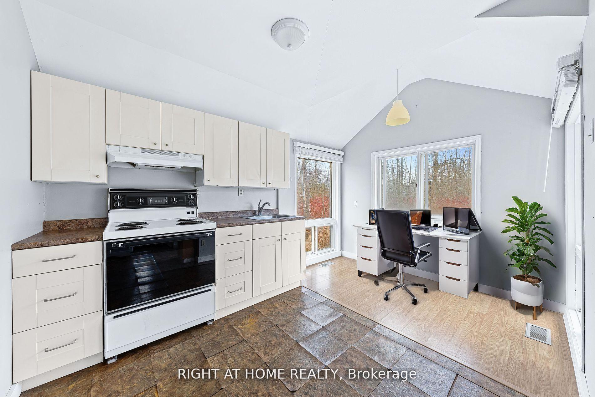 Photo 11 of 685 Reid Street, Innisfil, Alcona — HOMEH