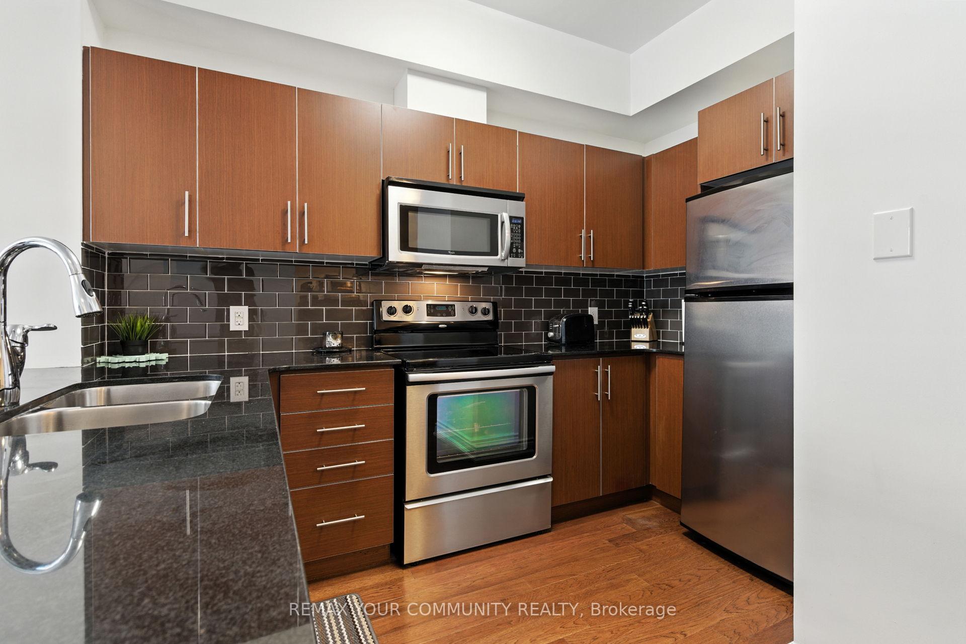 Photo 10 of Unit 540, 281 Woodbridge Avenue, Vaughan, West Woodbridge — HOMEH