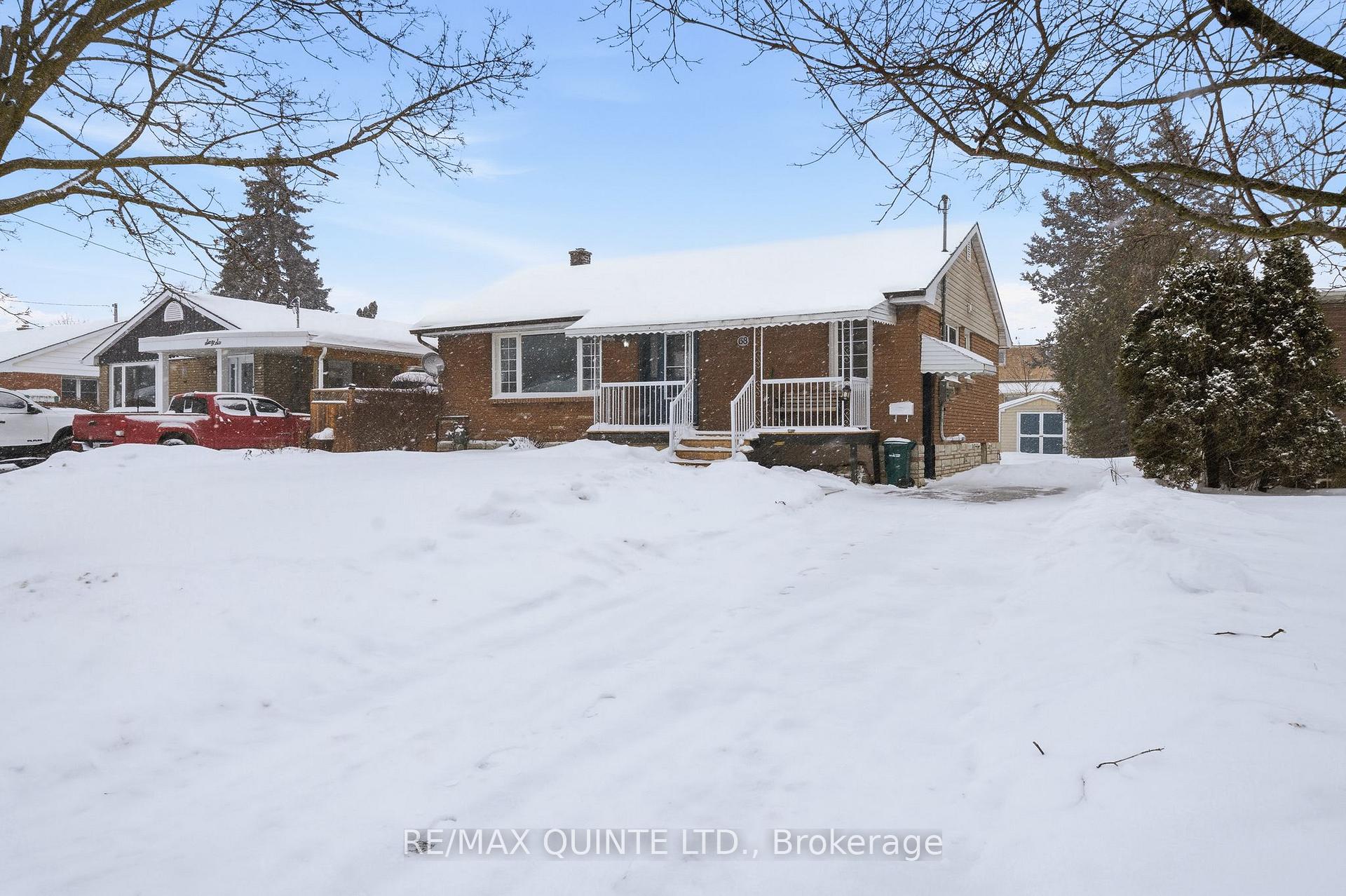 Photo 3 of 68 Elizabeth Crescent, Belleville, Belleville Ward — HOMEH