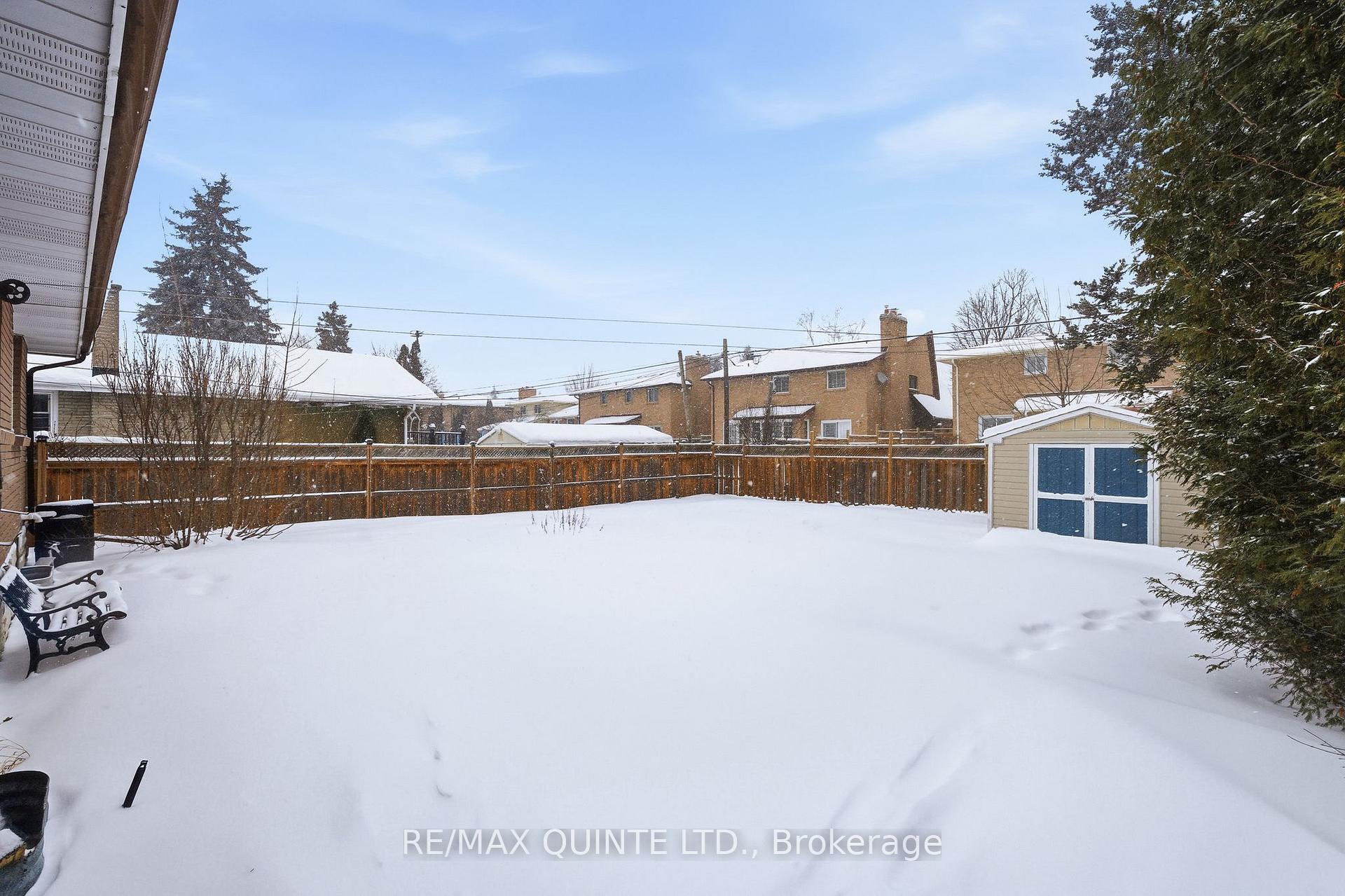 Photo 47 of 68 Elizabeth Crescent, Belleville, Belleville Ward — HOMEH