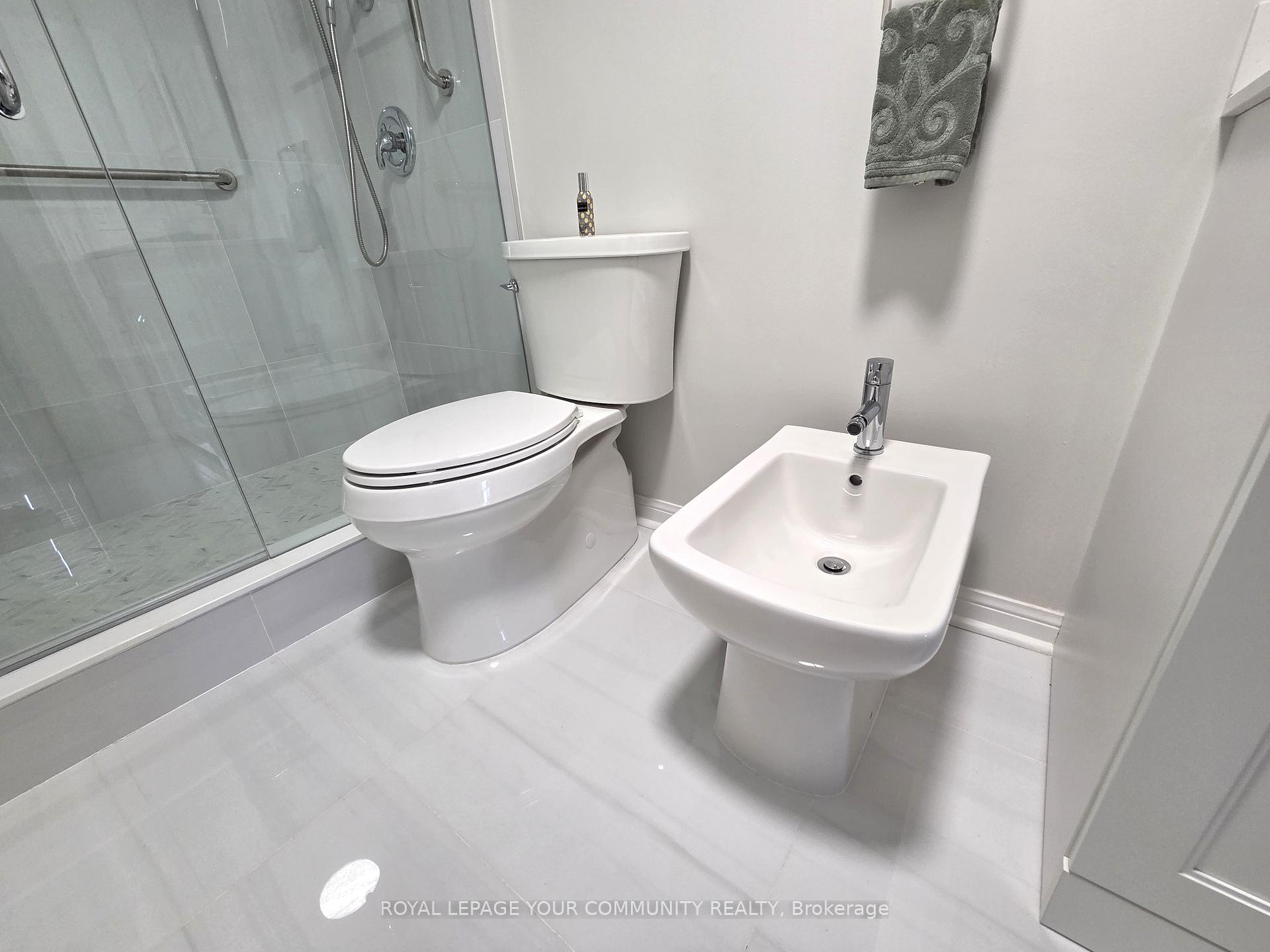 Photo 14 of Unit 508, 2504 Rutherford Road, Vaughan, Concord — HOMEH