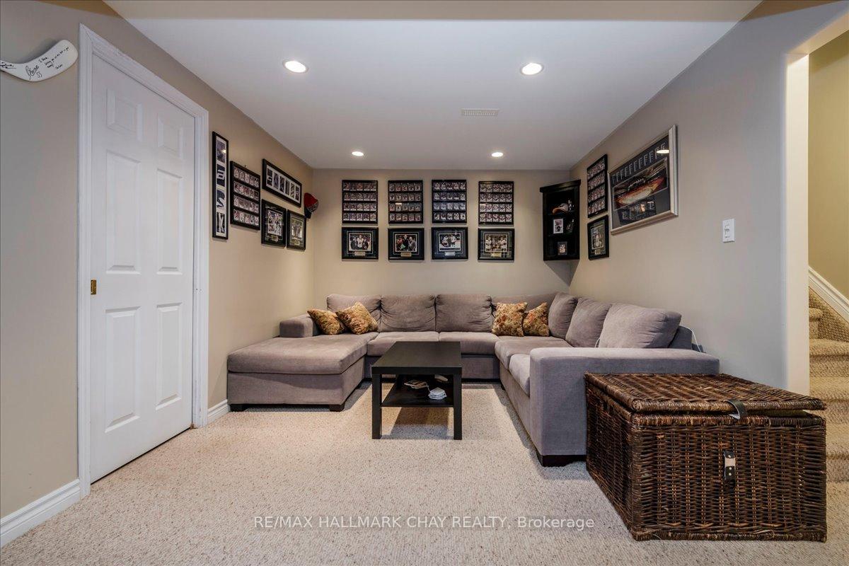Photo 17 of 13 Teal Place, Barrie, Painswick South — HOMEH