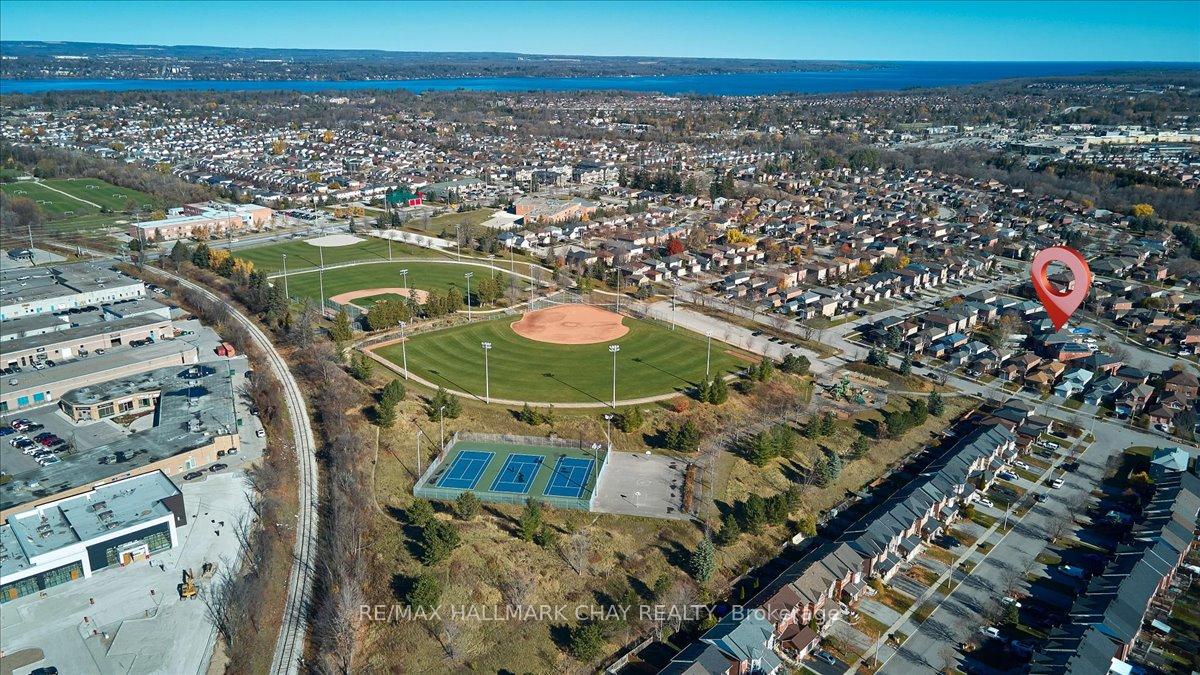 Photo 25 of 13 Teal Place, Barrie, Painswick South — HOMEH