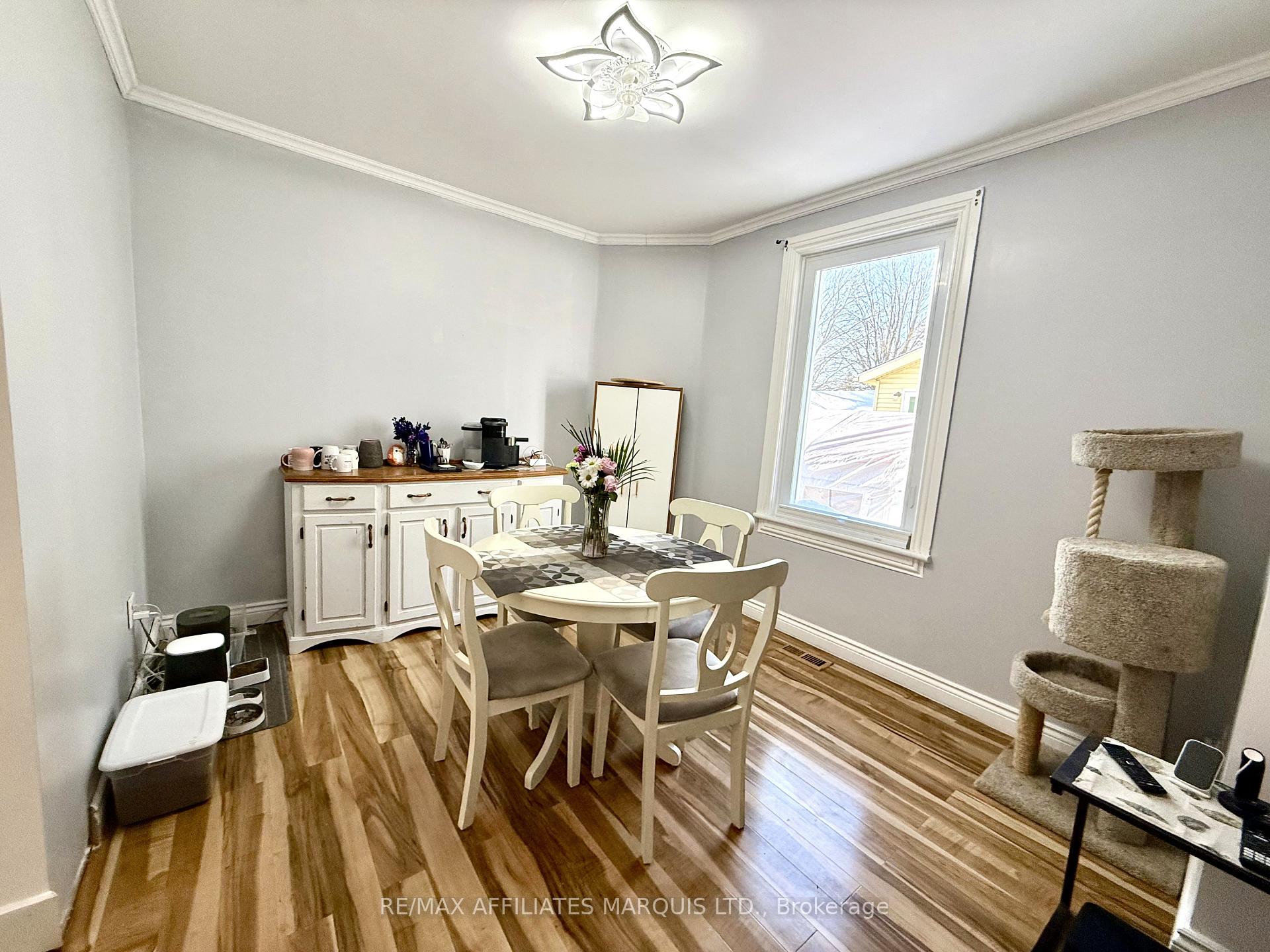 Photo 8 of 336 Fifth Street E, Cornwall — HOMEH