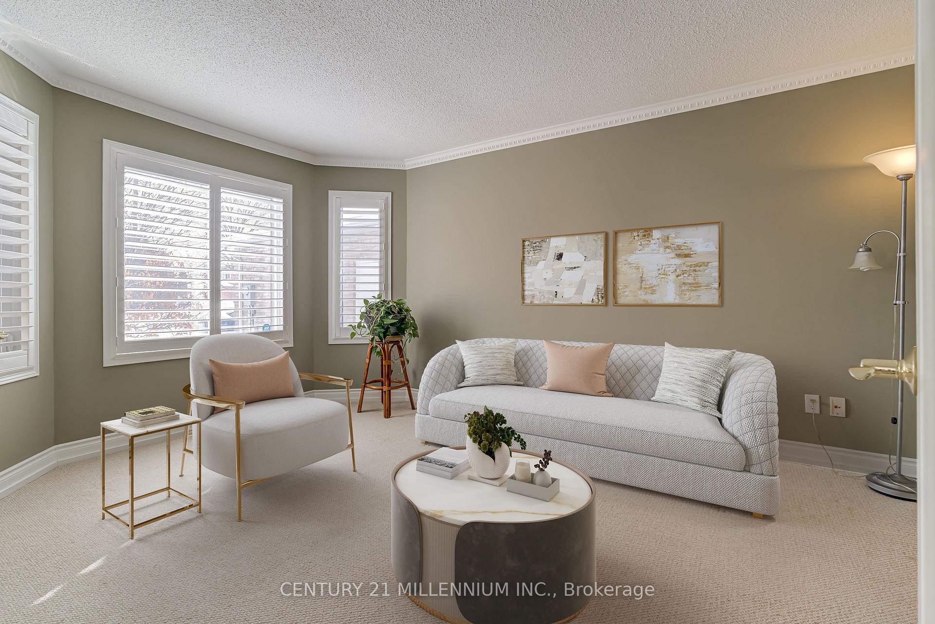 Photo 3 of 28 Tremblay Street, Brampton, Heart Lake West — HOMEH