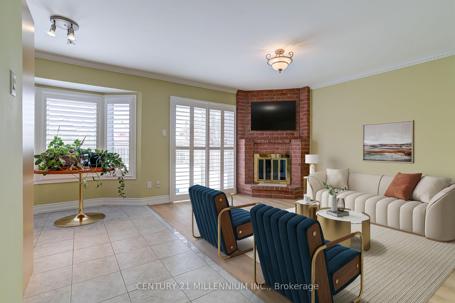 Photo 10 of 28 Tremblay Street, Brampton, Heart Lake West — HOMEH